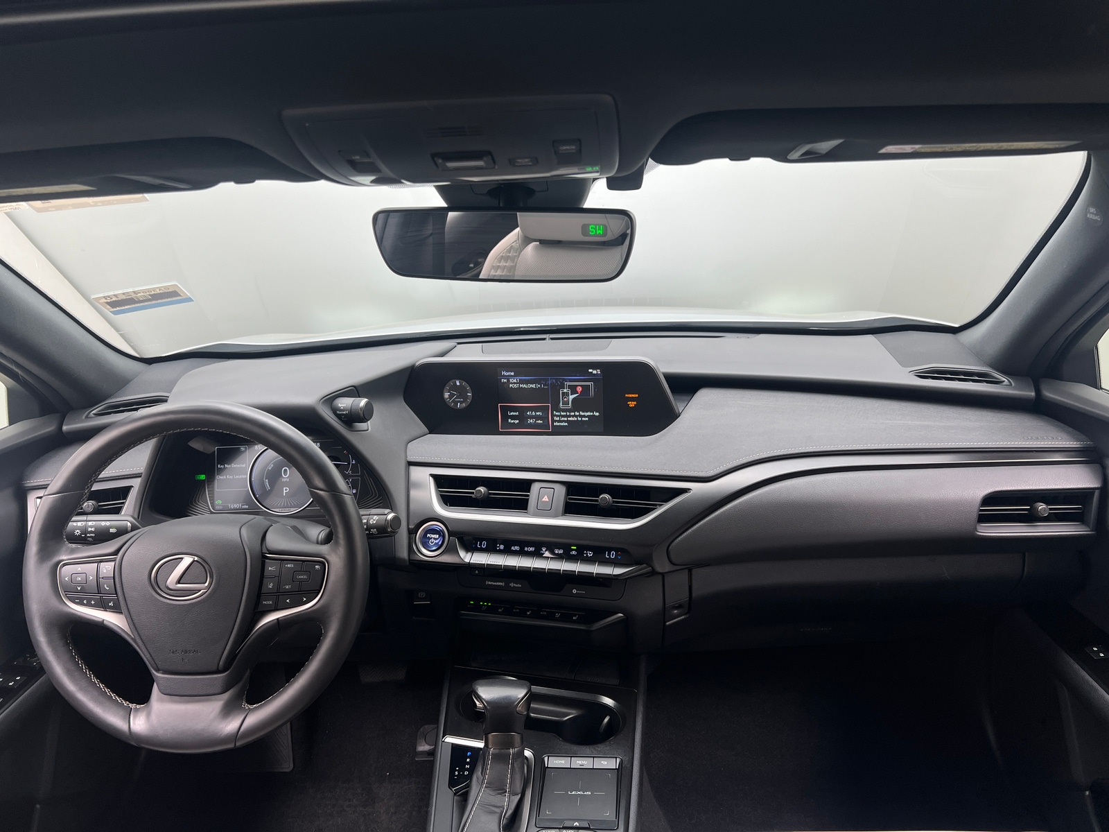 Thumbnail: 2020 Lexus UX - 2