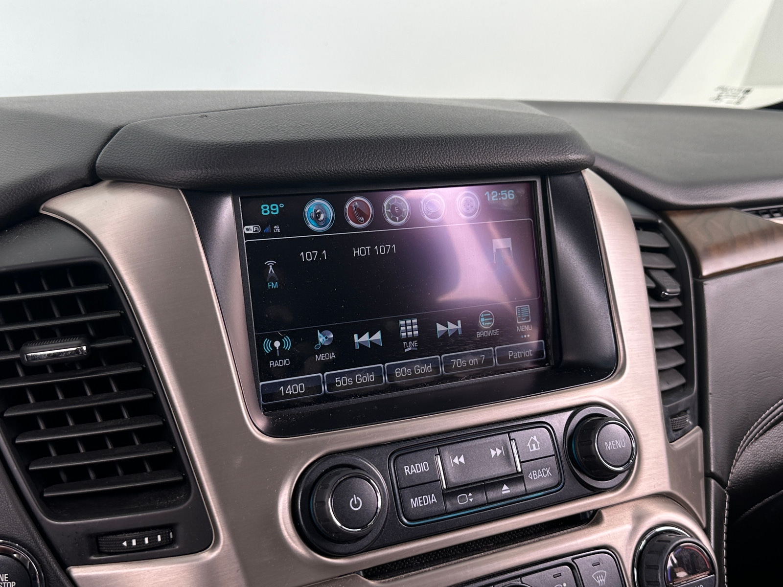 Thumbnail: 2018 GMC Yukon - 3