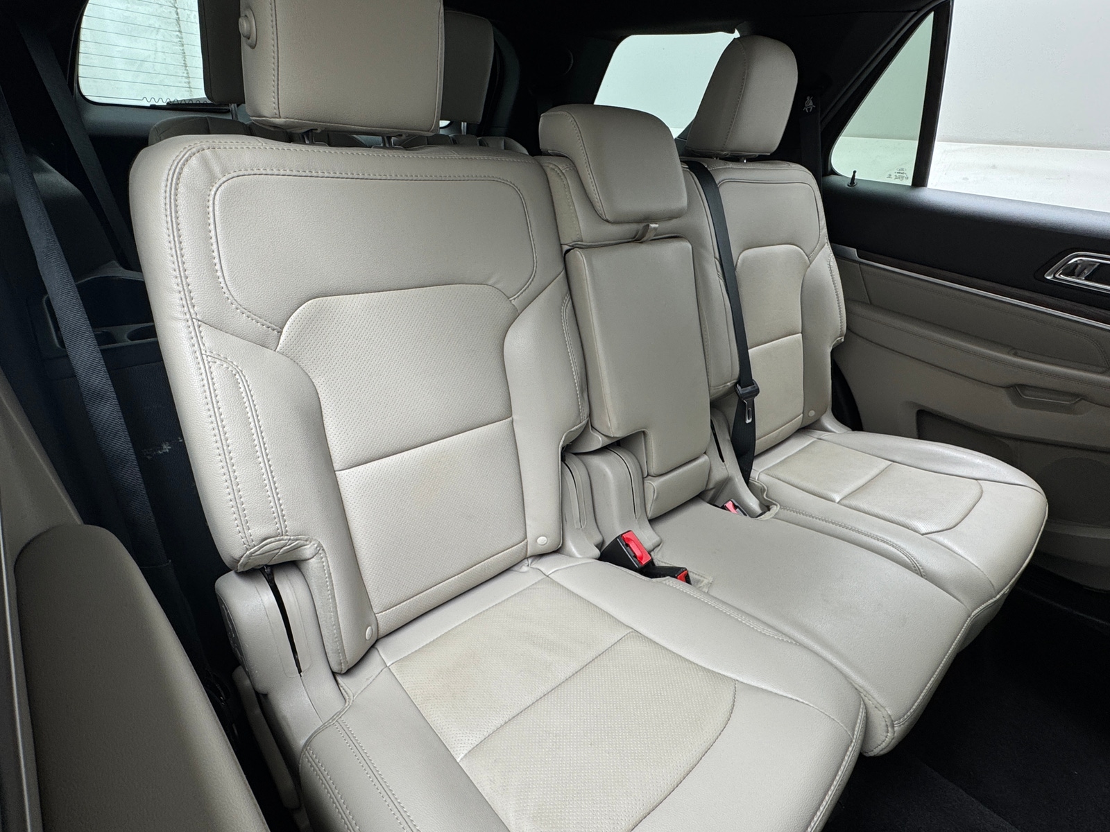 Thumbnail: 2019 Ford Explorer - 5