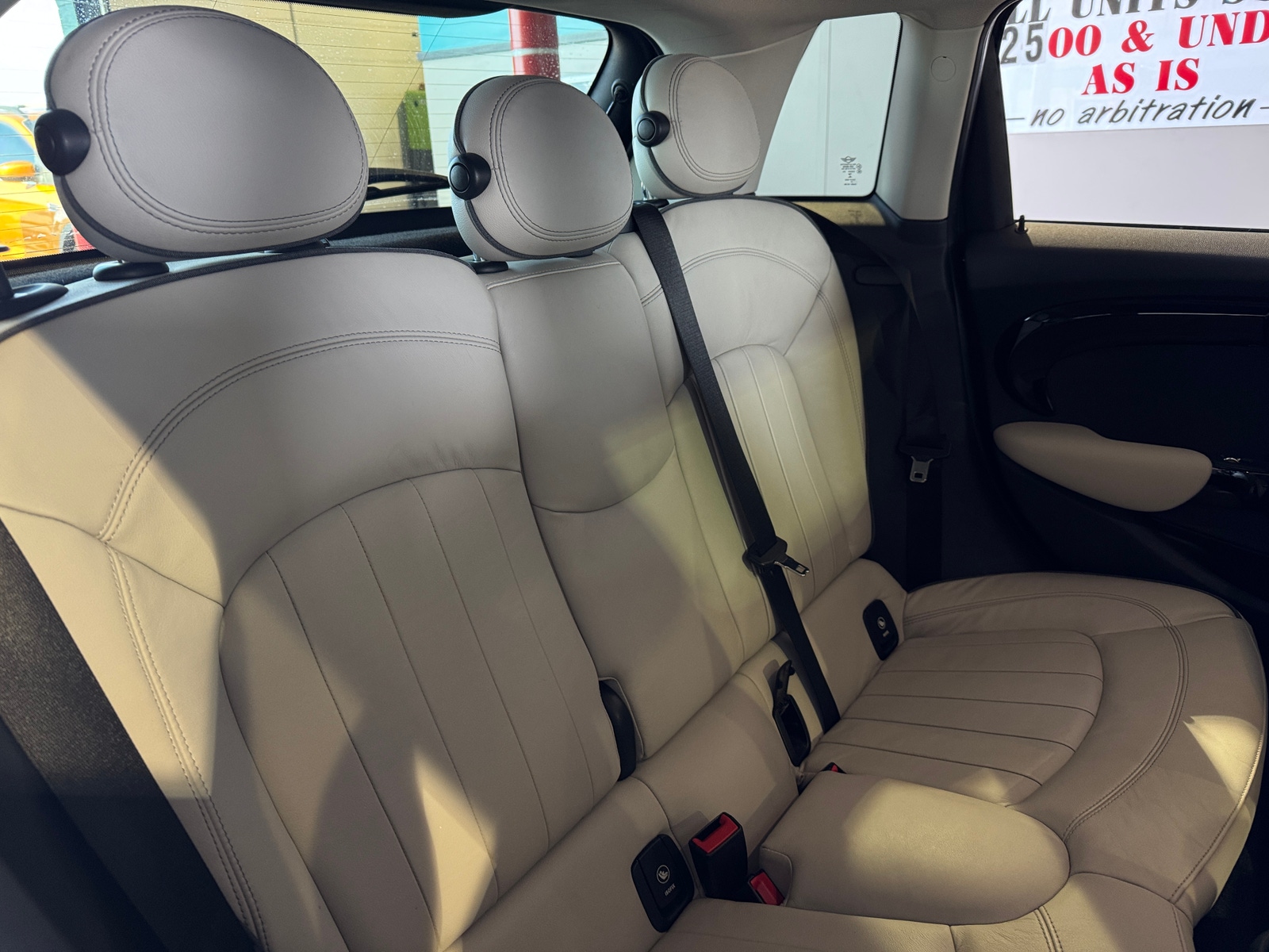Thumbnail: 2016 MINI Cooper Hardtop - 5