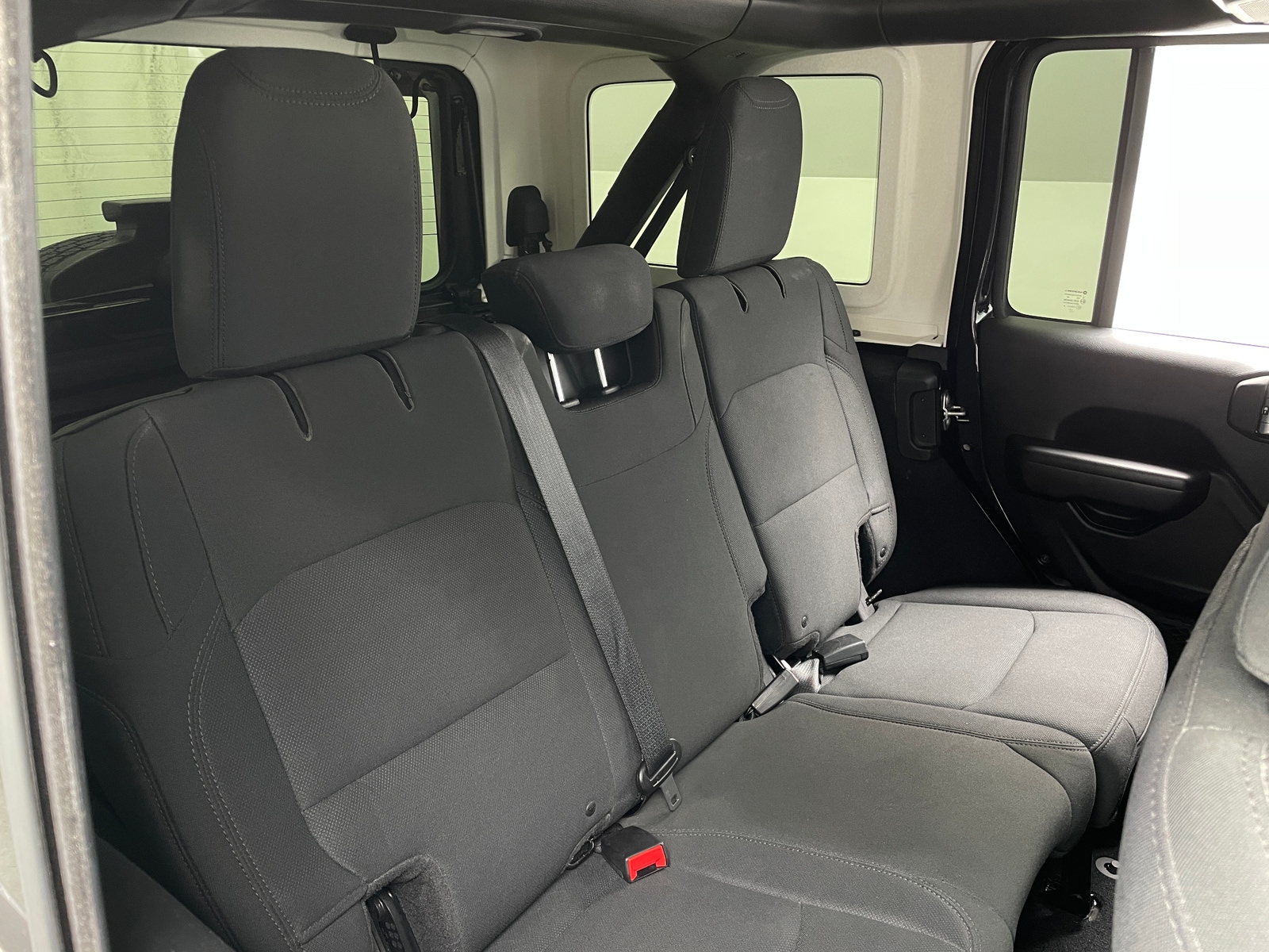 Thumbnail: 2018 Jeep Wrangler - 6