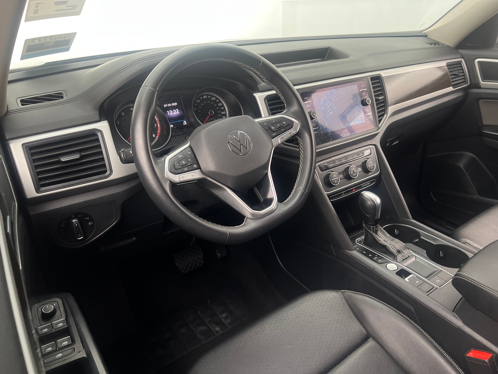 Thumbnail: 2021 Volkswagen Atlas - 2
