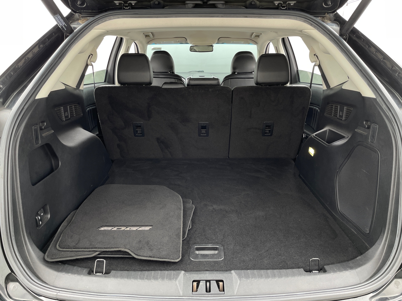 Thumbnail: 2015 Ford Edge - 6