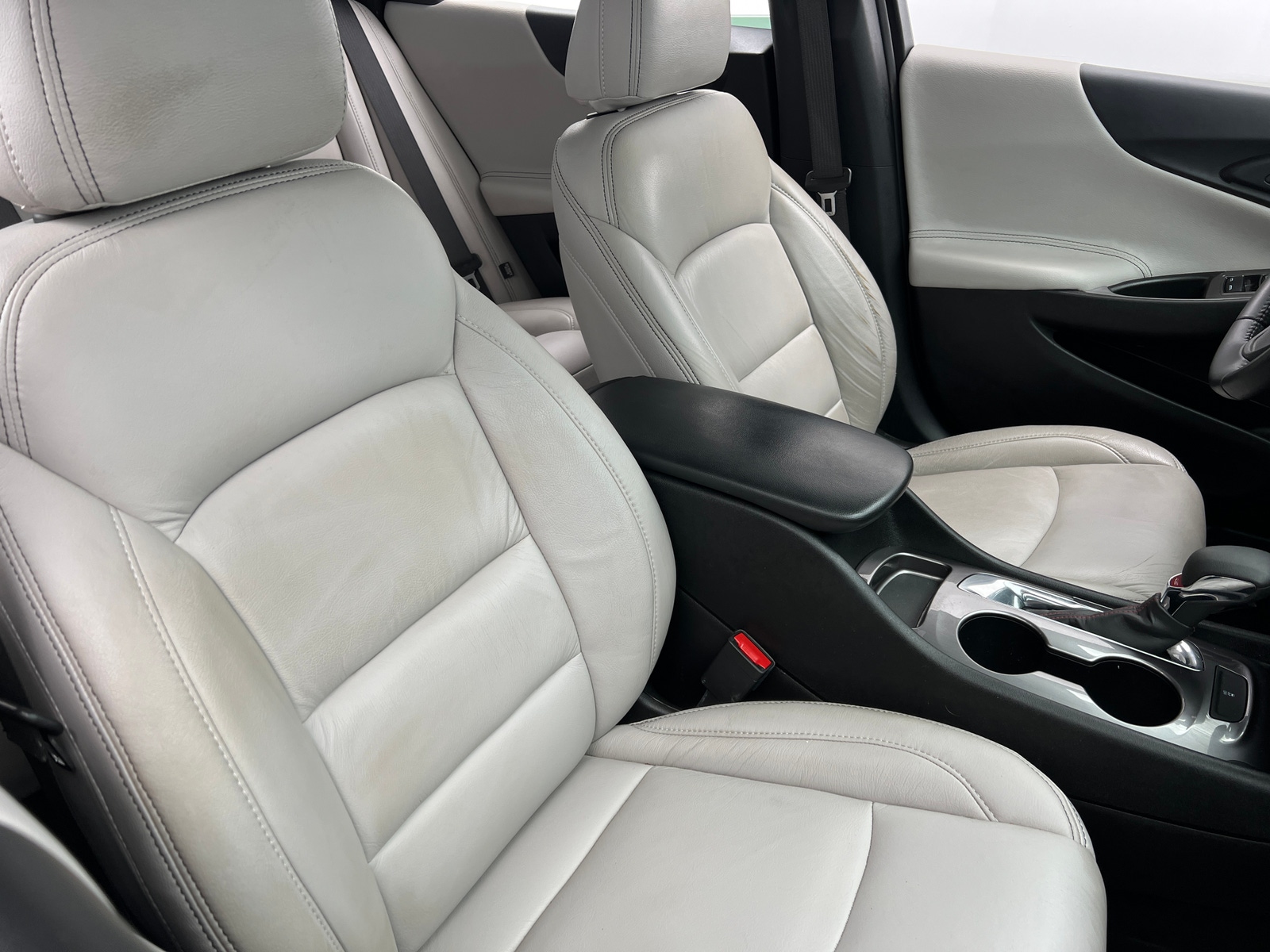 Thumbnail: 2021 Chevrolet Malibu - 2