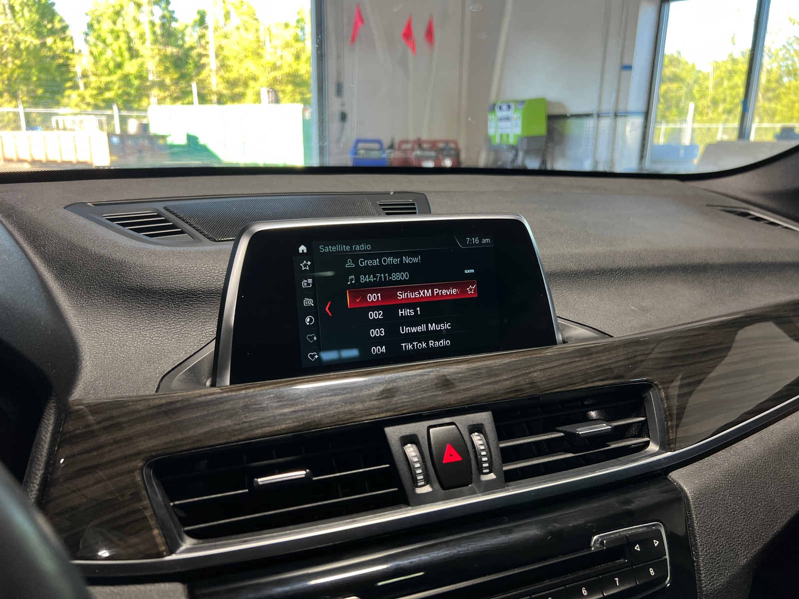 Thumbnail: 2018 BMW X1 - 3