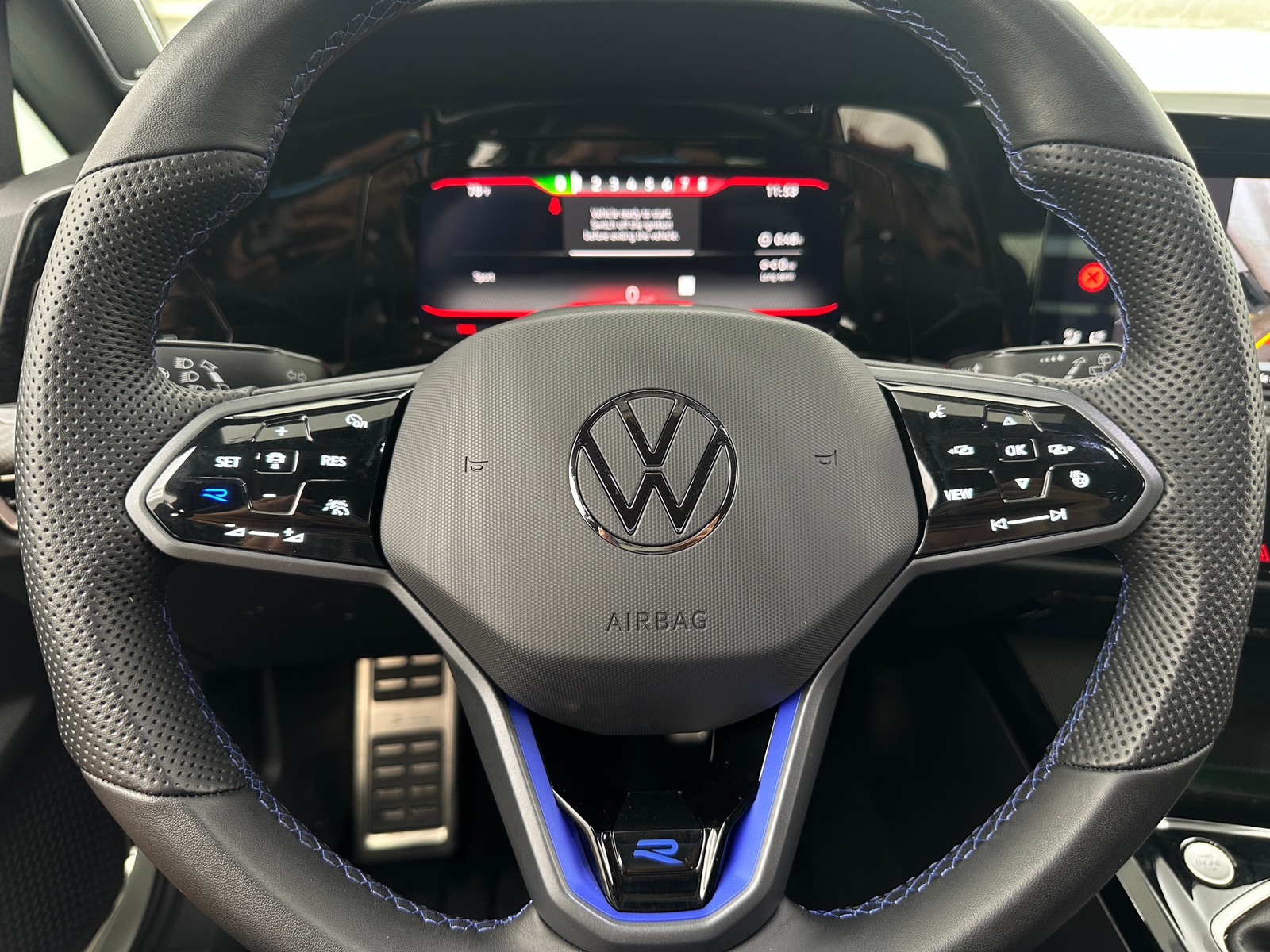 Thumbnail: 2023 Volkswagen Golf - 4