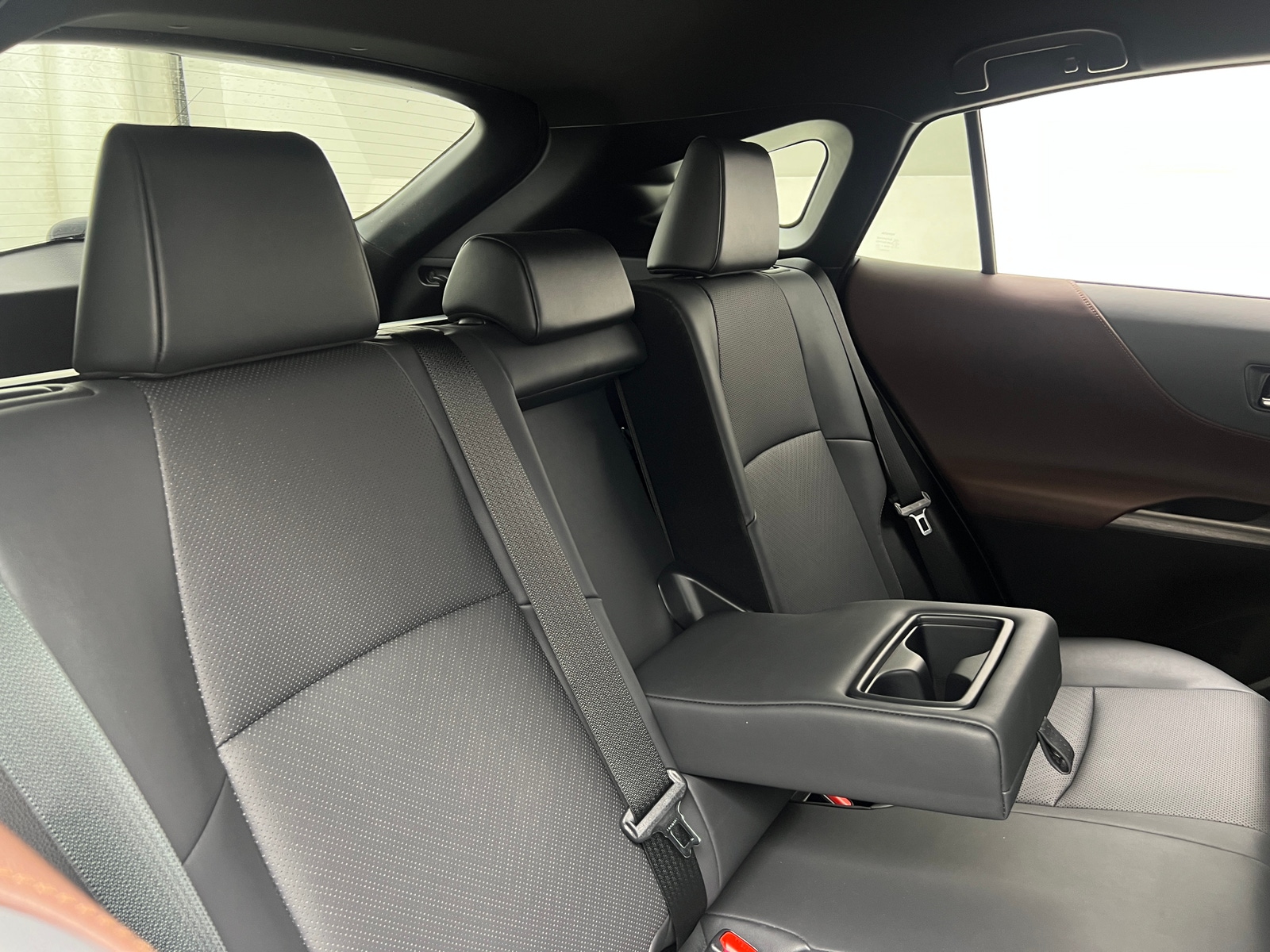 Thumbnail: 2021 Toyota Venza - 5