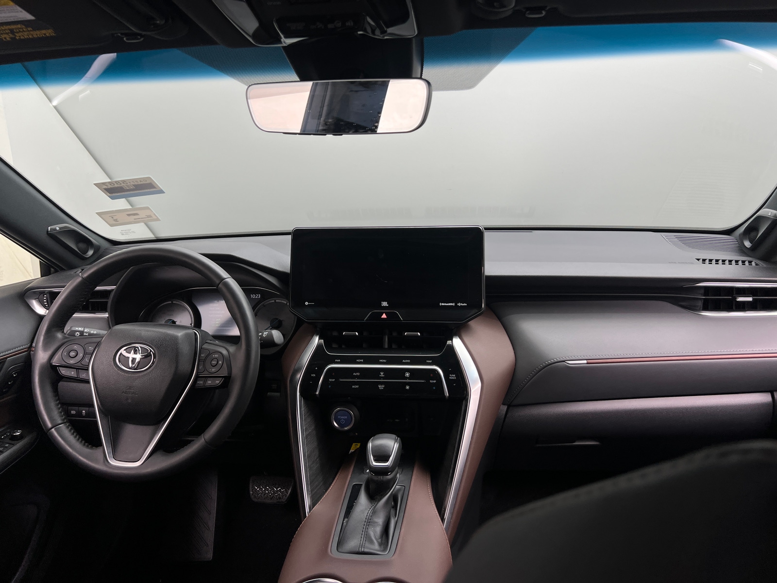 Thumbnail: 2021 Toyota Venza - 2