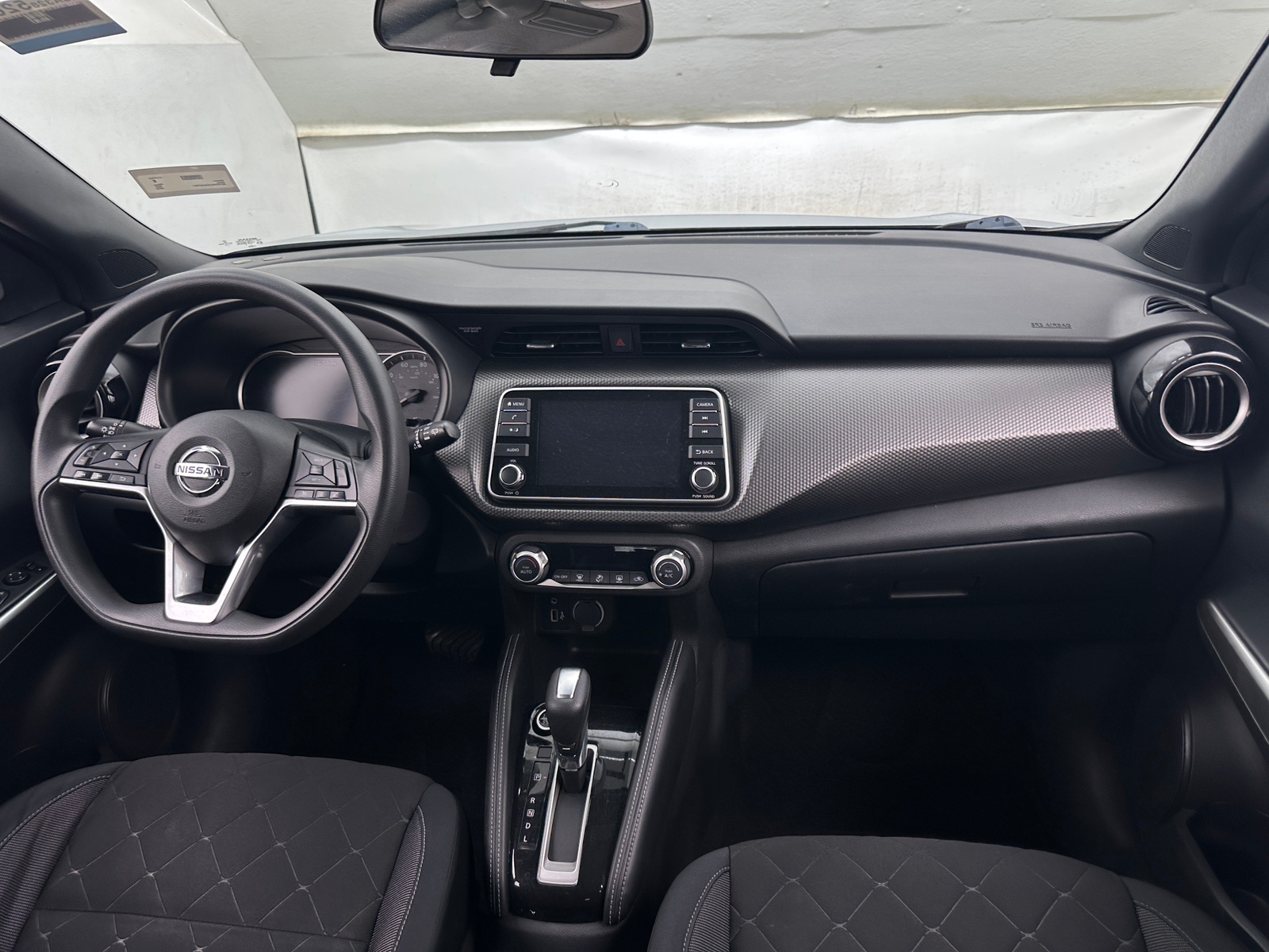 Thumbnail: 2018 Nissan Kicks - 3