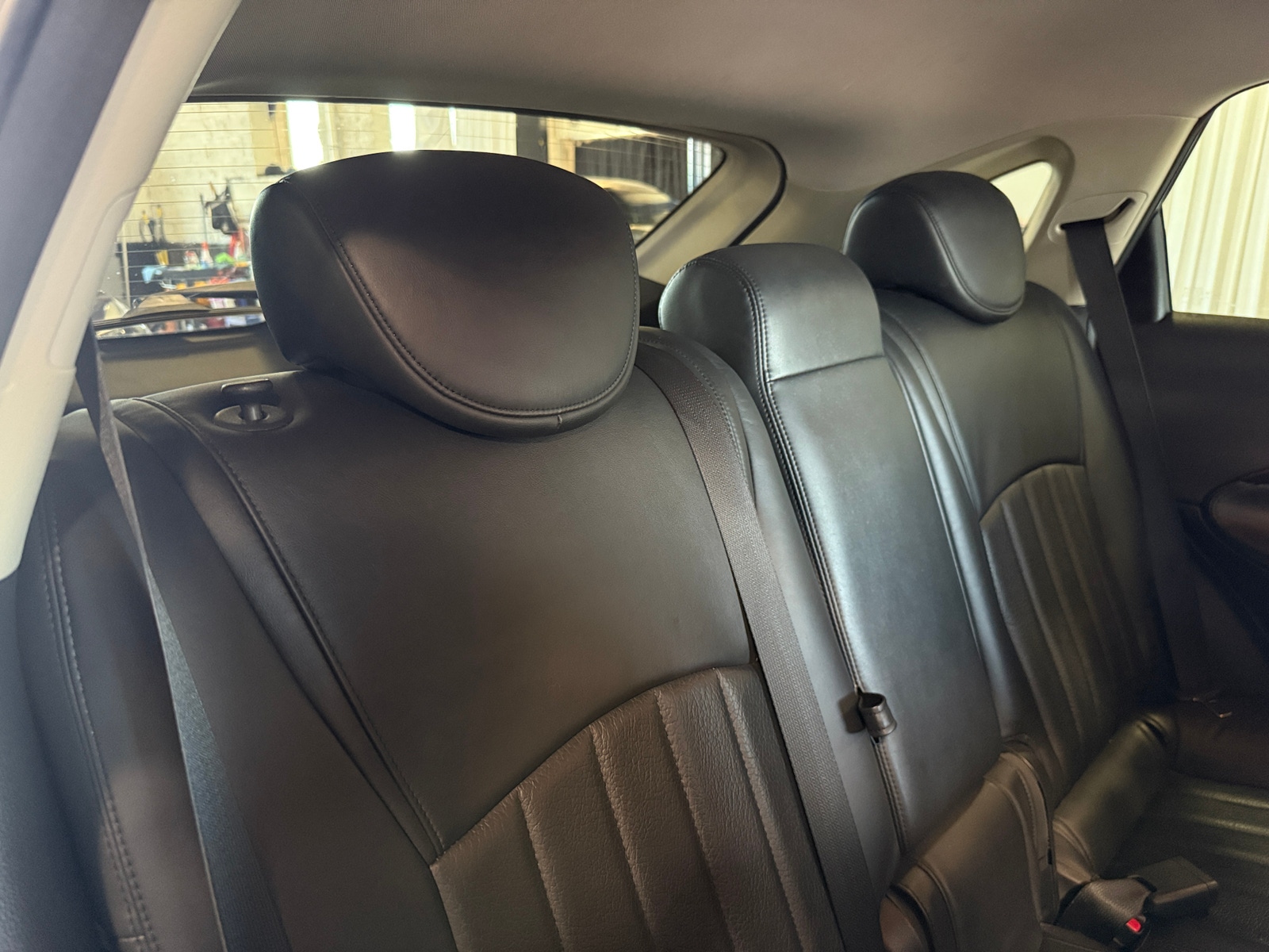 Thumbnail: 2011 INFINITI EX35 - 5
