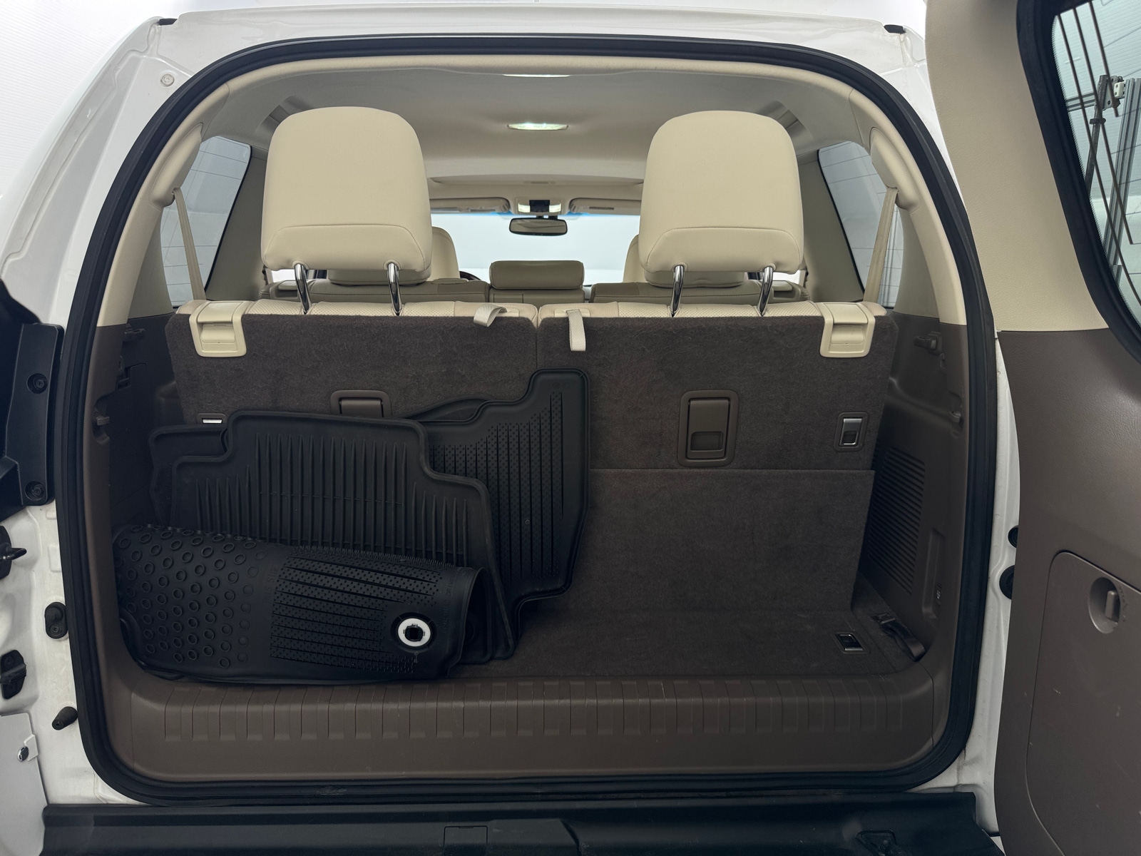 Thumbnail: 2019 Lexus GX - 6