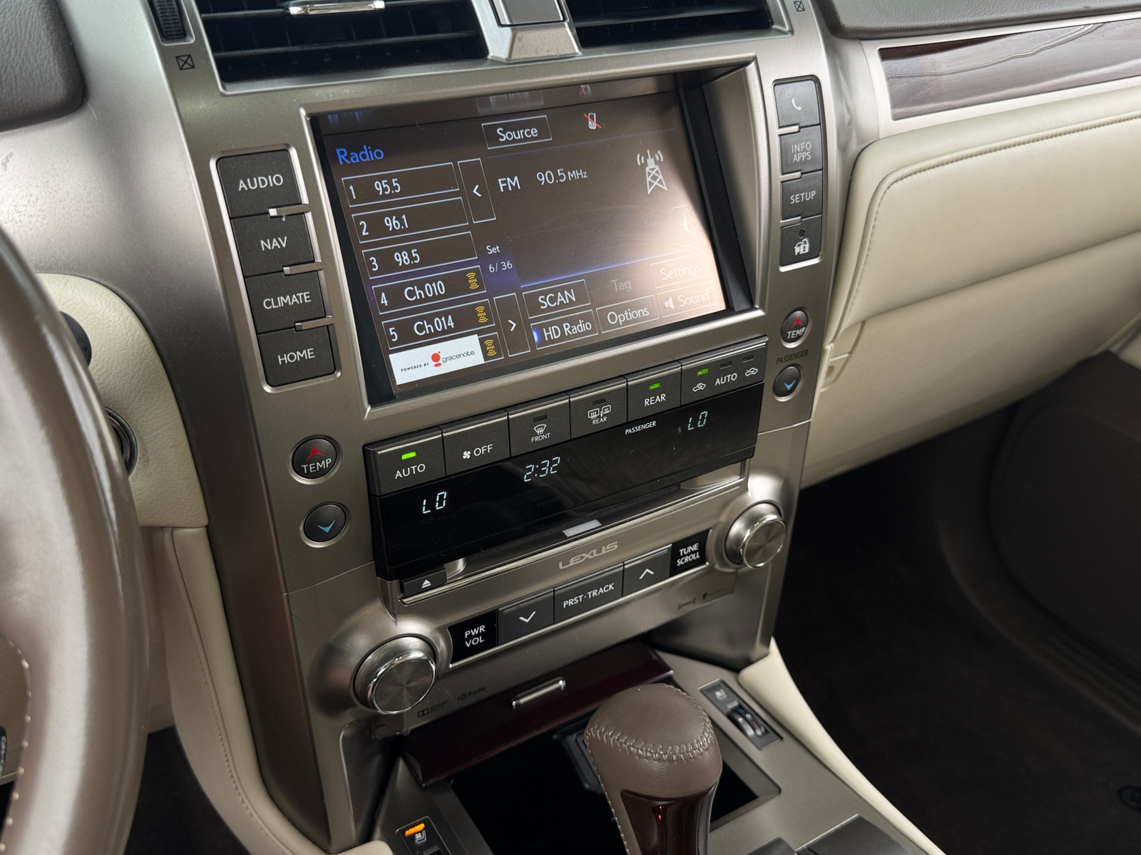 Thumbnail: 2019 Lexus GX - 3