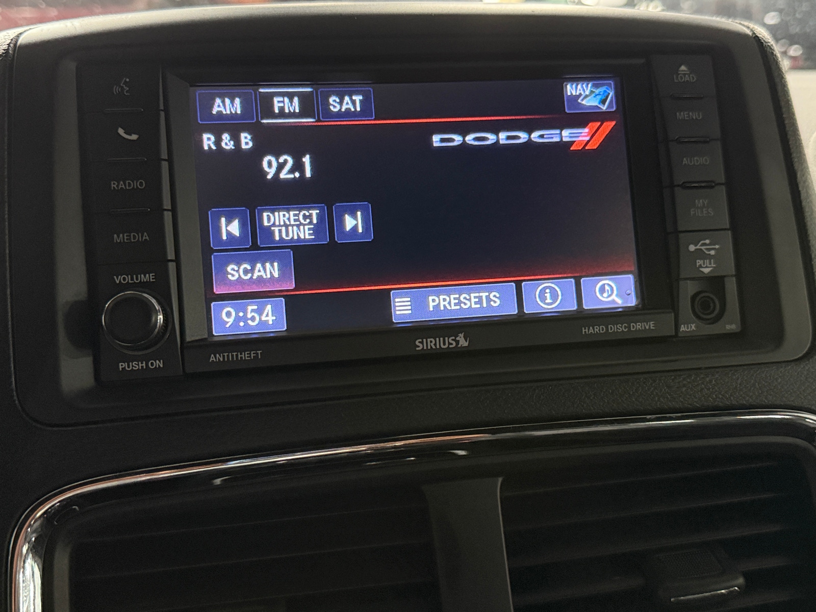 Thumbnail: 2019 Dodge Grand Caravan - 3