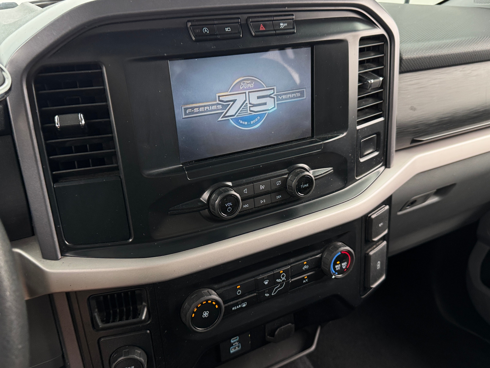 Thumbnail: 2023 Ford Econoline - 4