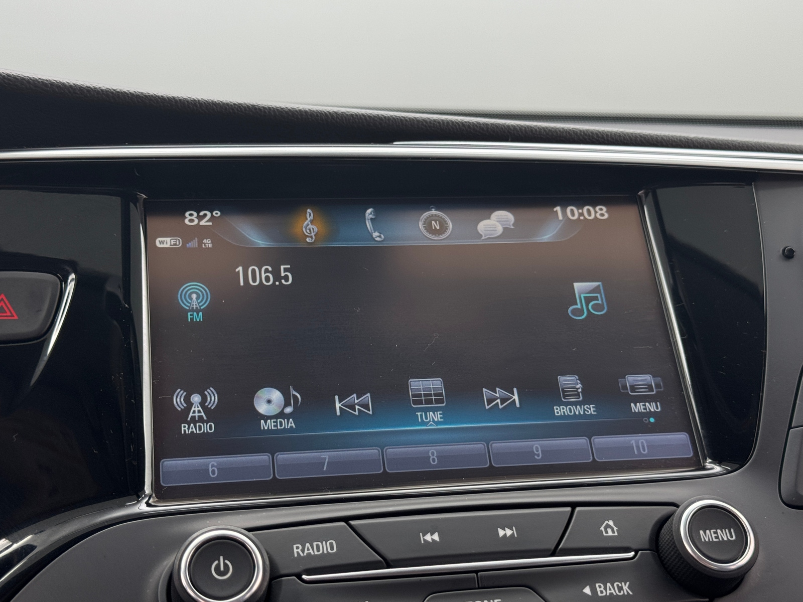 Thumbnail: 2020 Buick Envision - 3