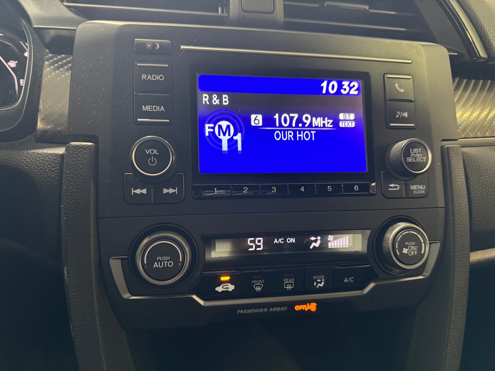 Thumbnail: 2018 Honda Civic - 4