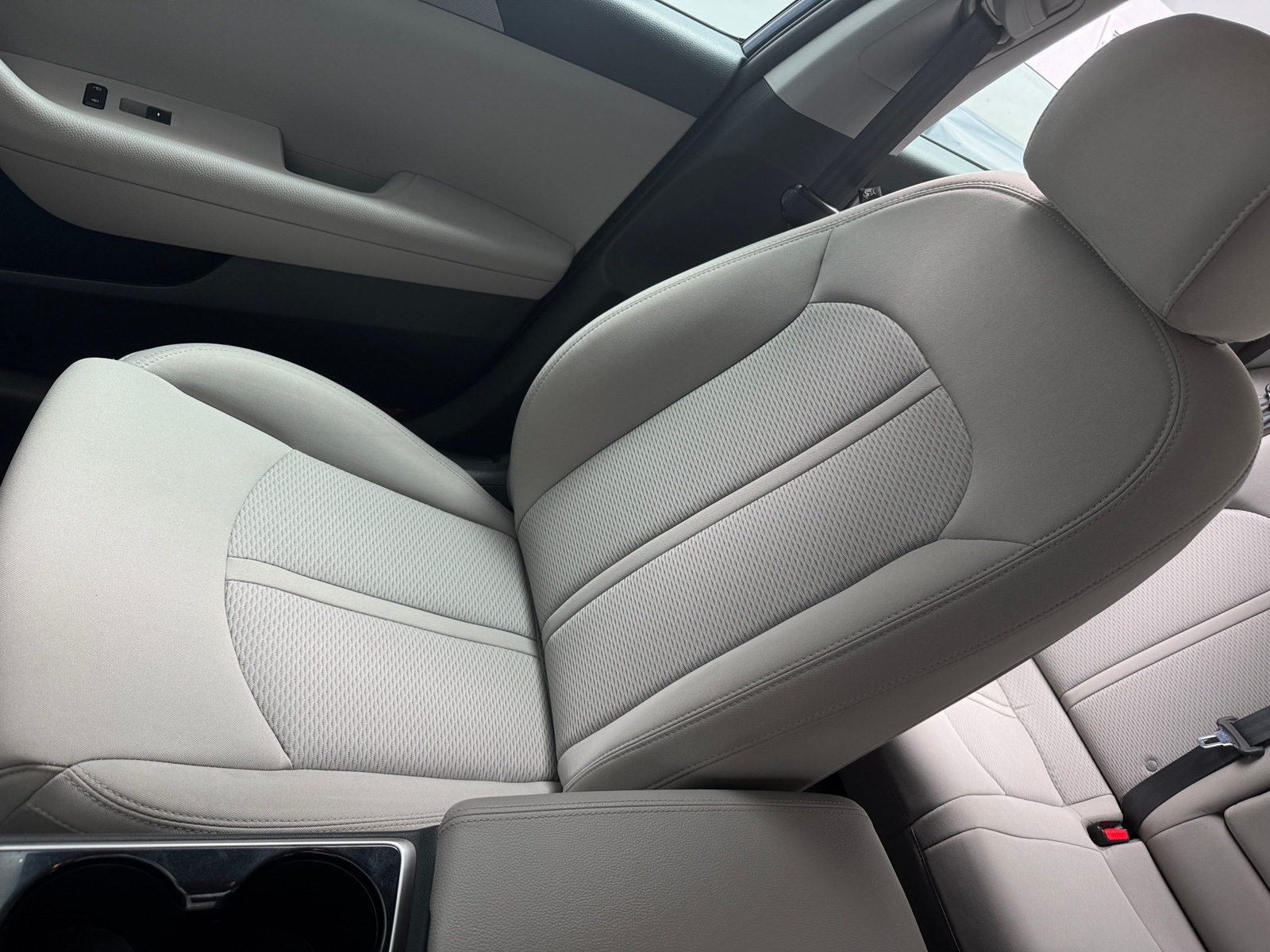 Thumbnail: 2018 Hyundai Sonata - 2