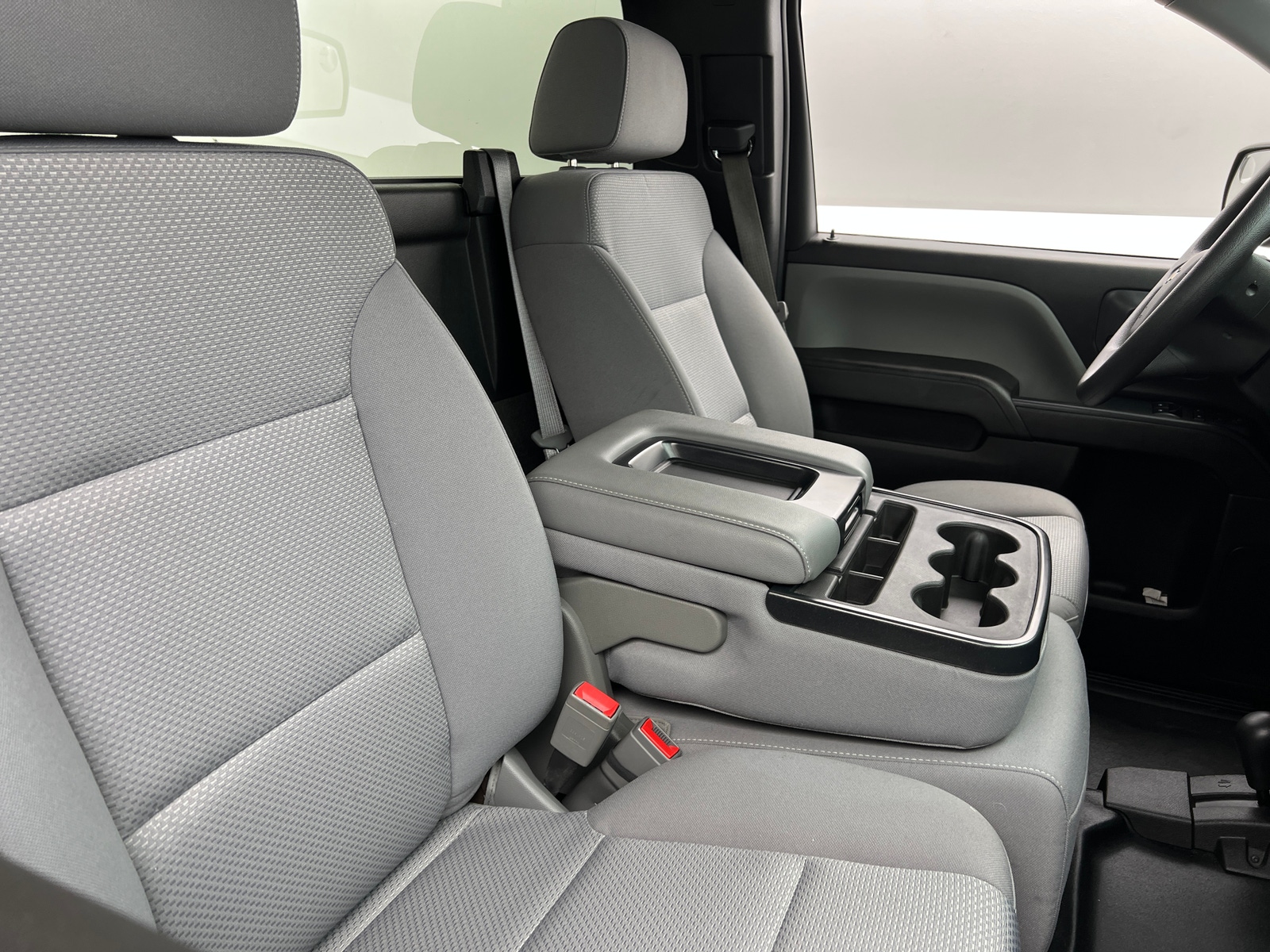 Thumbnail: 2016 Chevrolet Silverado 1500 - 2