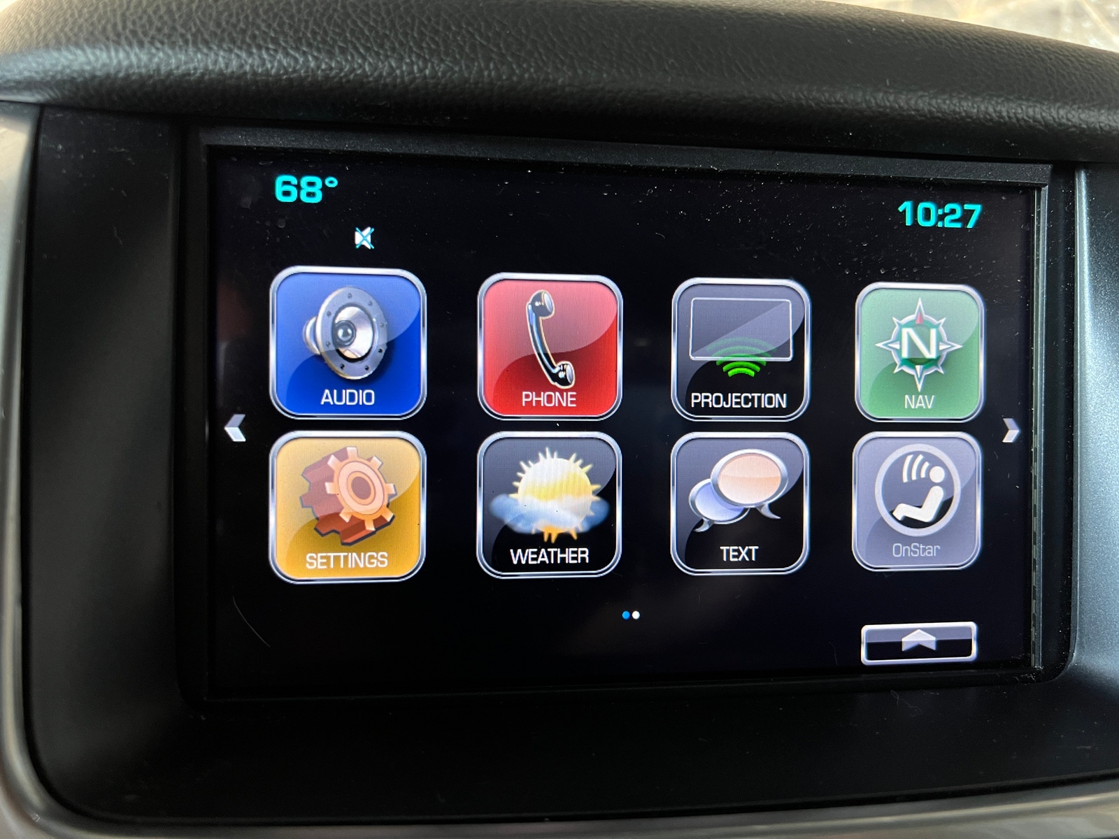 Thumbnail: 2018 Chevrolet Suburban - 3