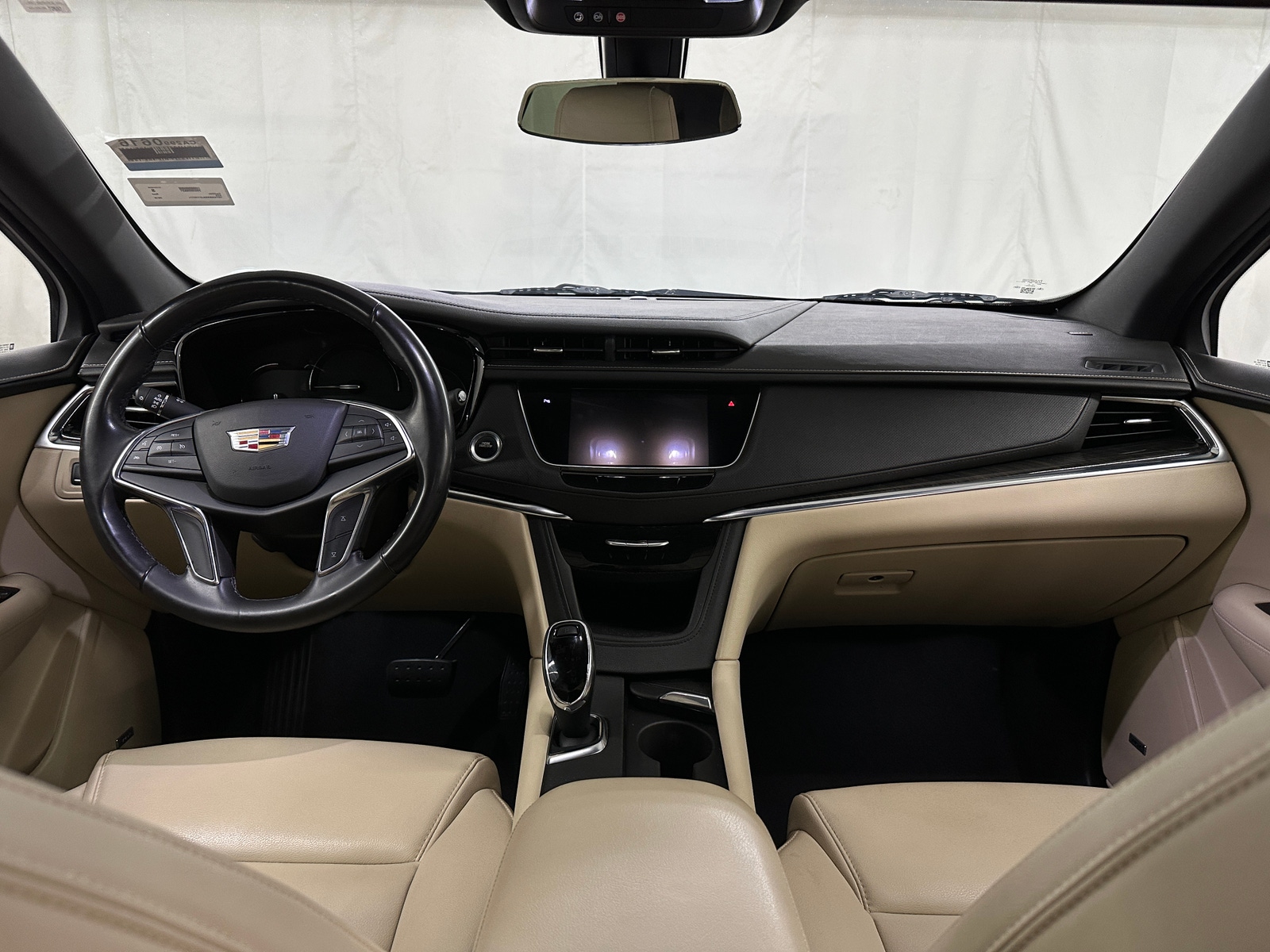 Thumbnail: 2018 Cadillac XT5 - 2