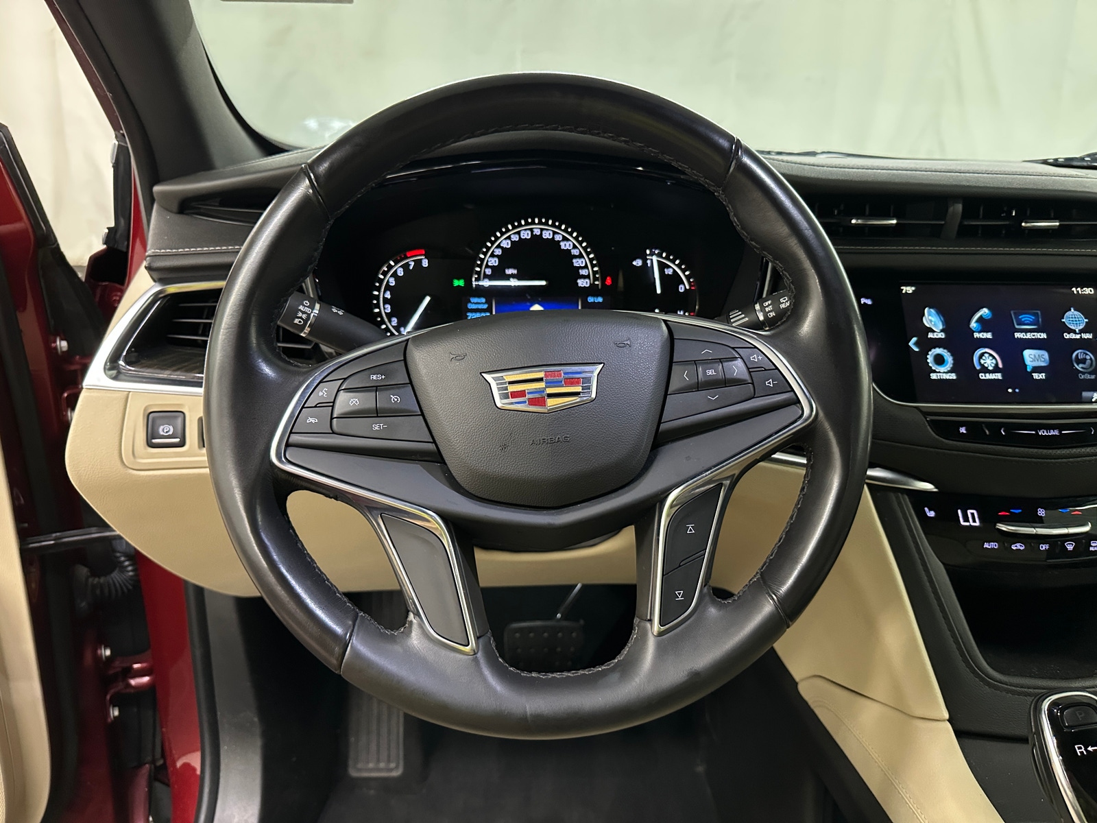 Thumbnail: 2018 Cadillac XT5 - 4