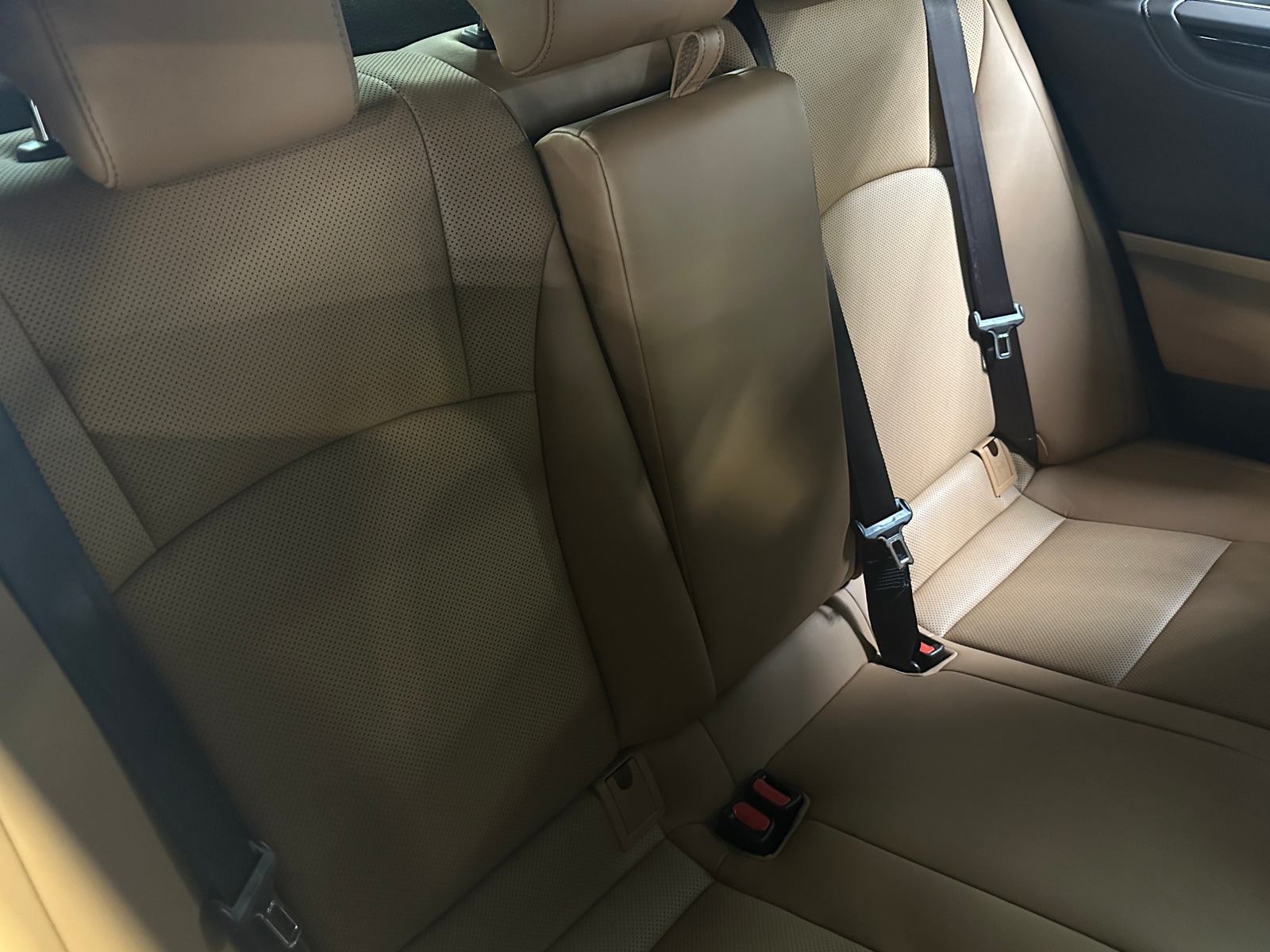 Thumbnail: 2020 Lexus ES - 5