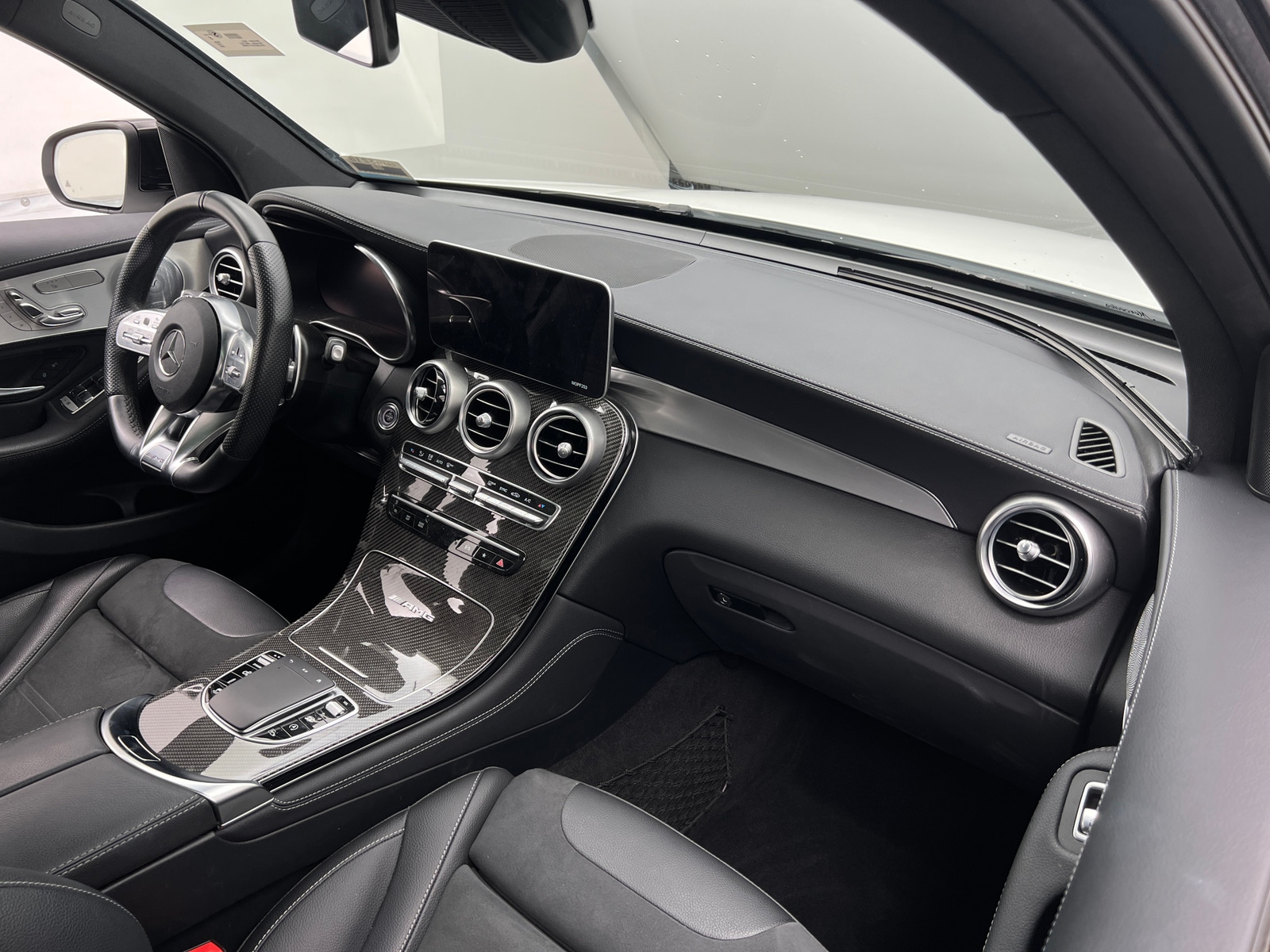 Thumbnail: 2020 Mercedes-Benz GLC - 2