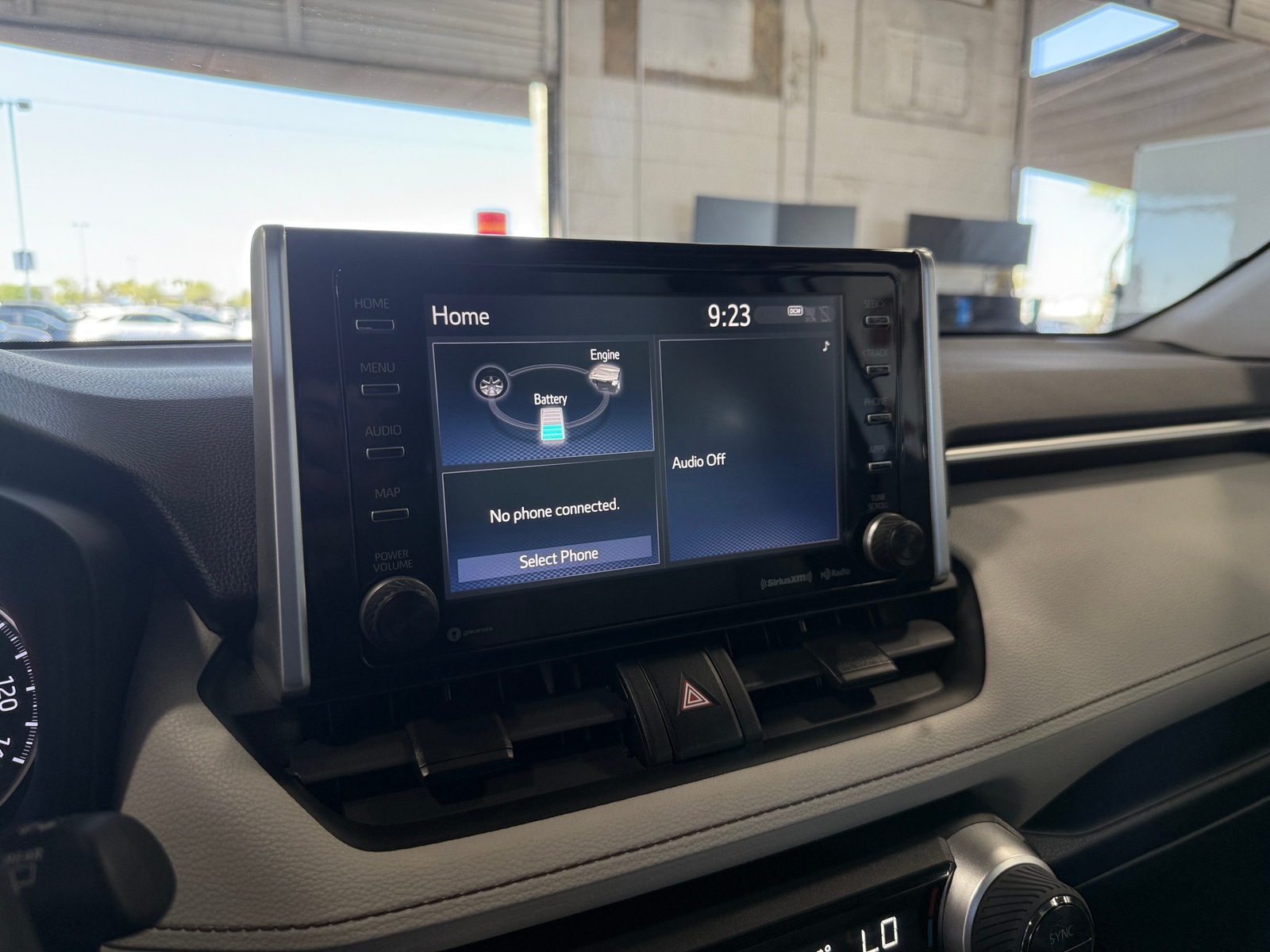 Thumbnail: 2019 Toyota RAV4 - 3