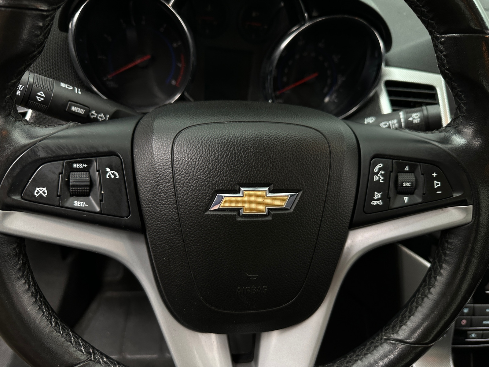 Thumbnail: 2016 Chevrolet Cruze - 4