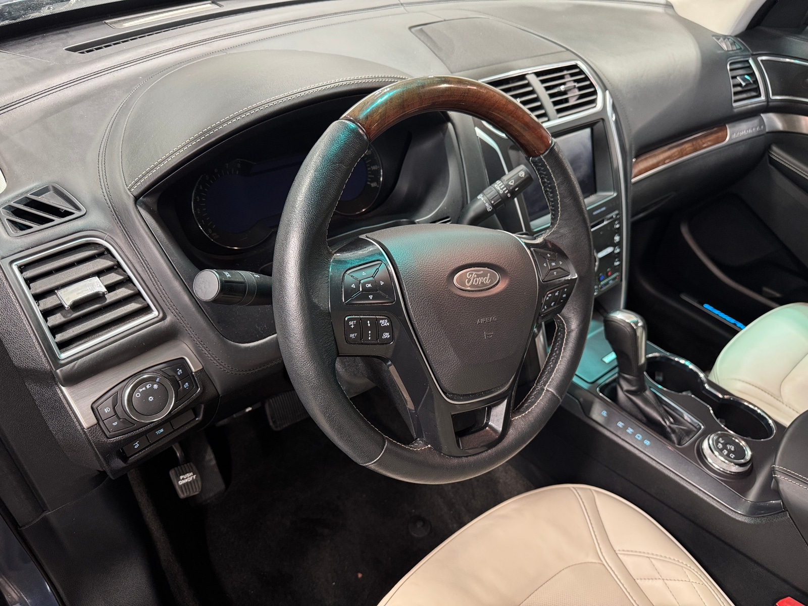 Thumbnail: 2018 Ford Explorer - 2