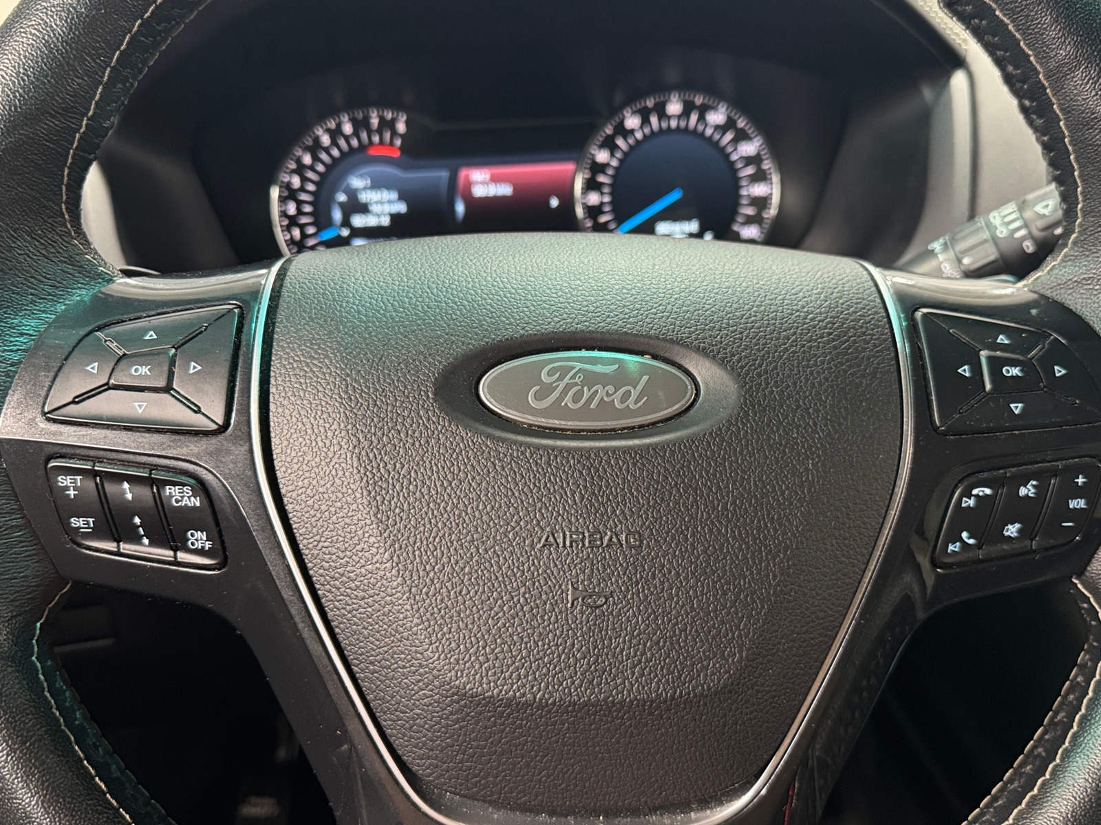 Thumbnail: 2018 Ford Explorer - 4