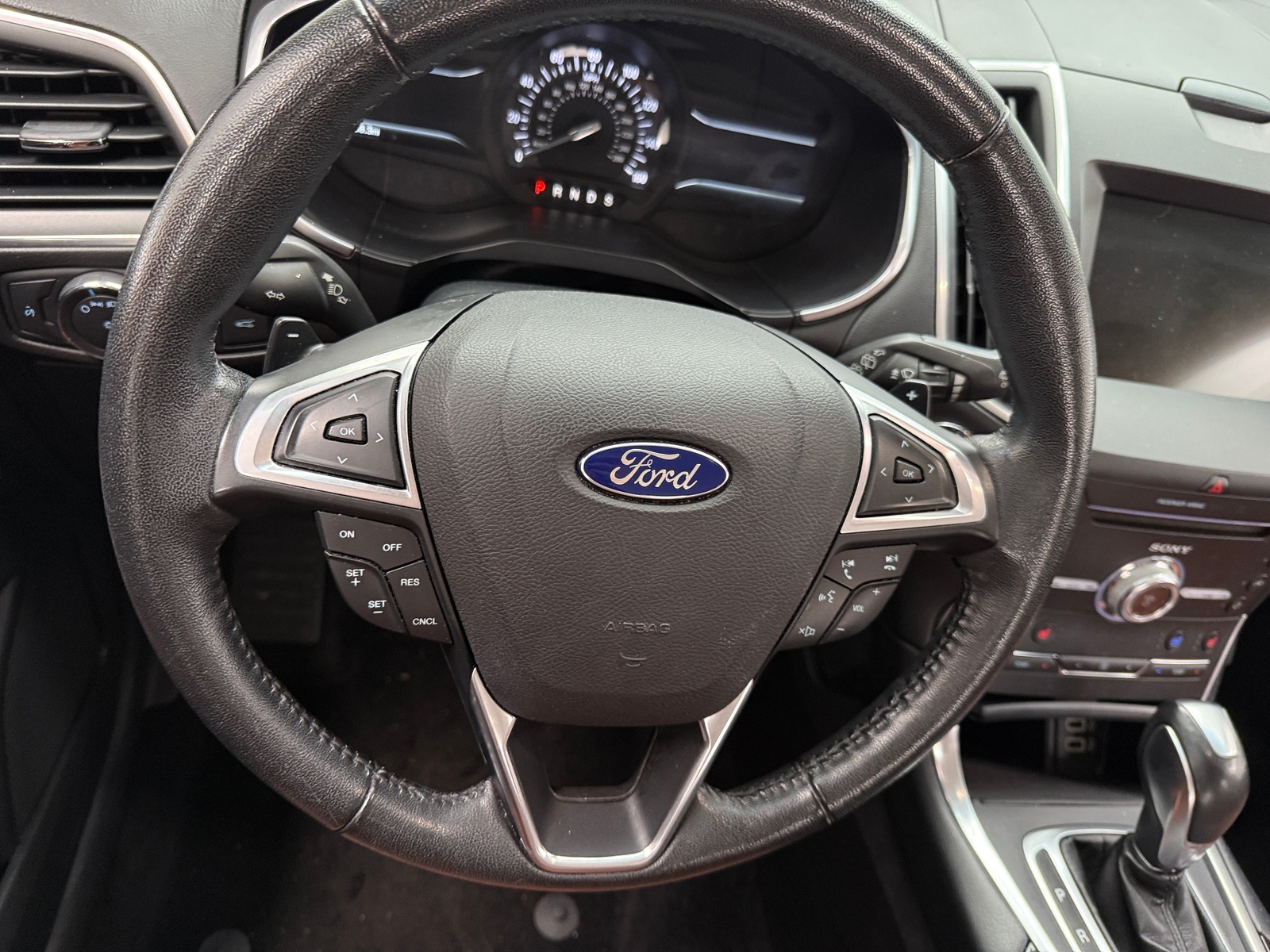 Thumbnail: 2017 Ford Edge - 4