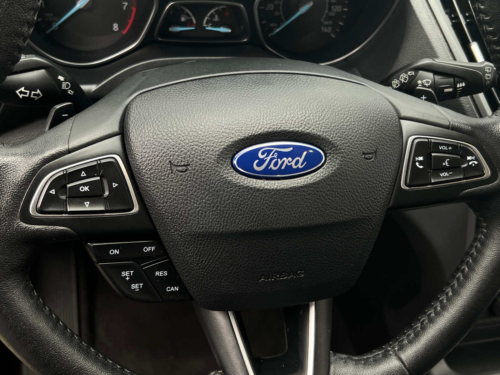 Thumbnail: 2017 Ford Escape - 4