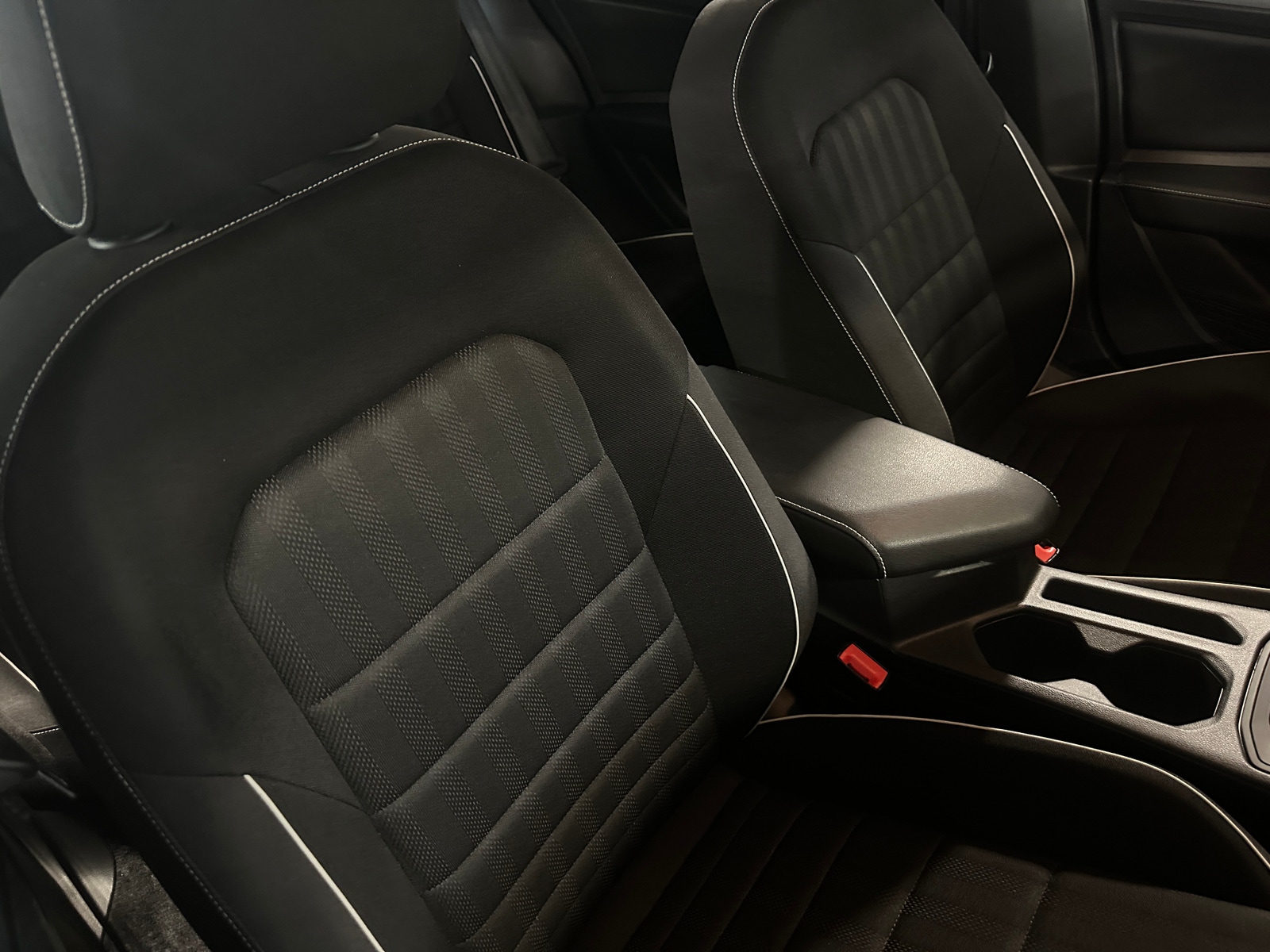 Thumbnail: 2024 Volkswagen Jetta - 2