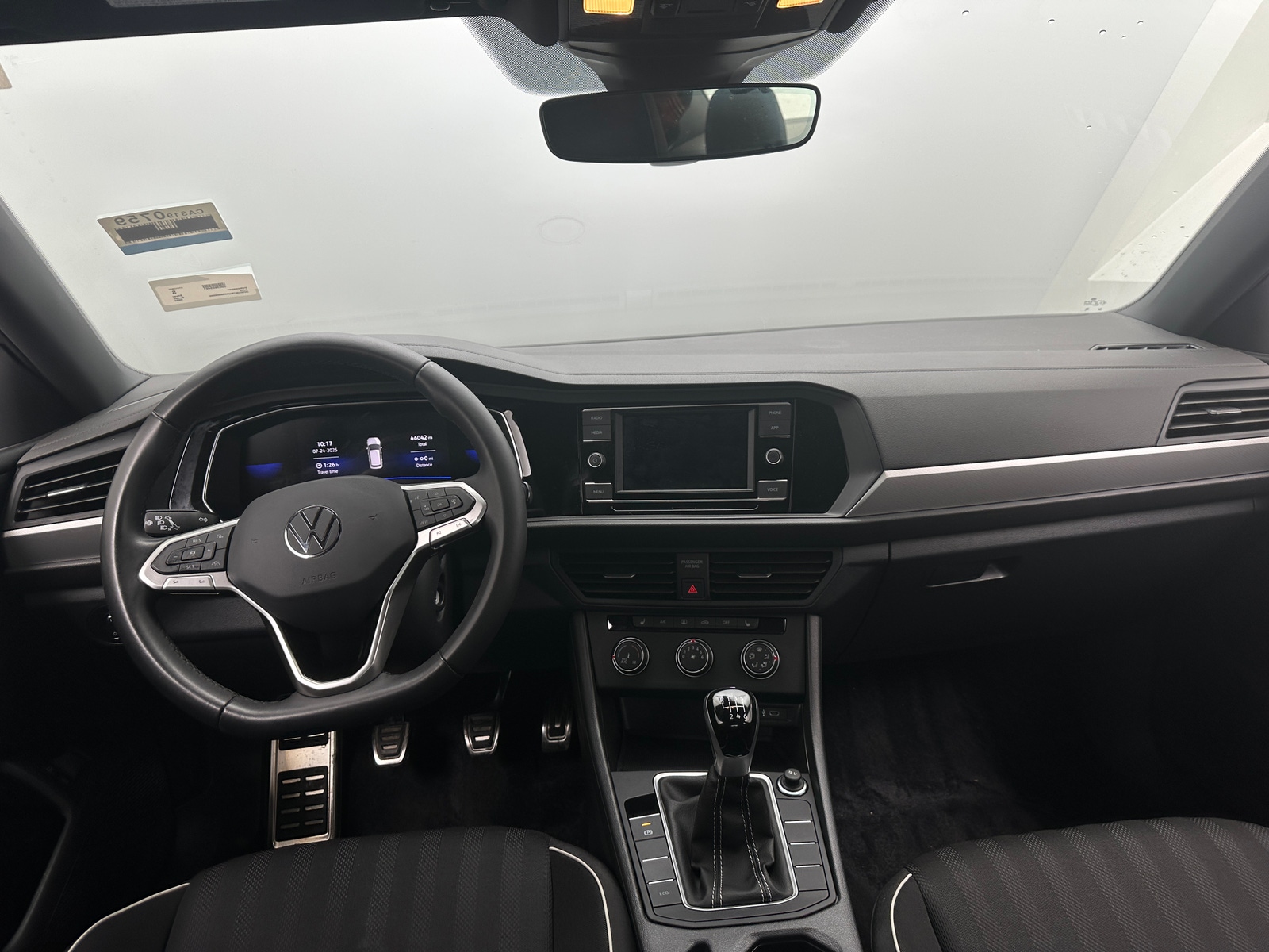 Thumbnail: 2024 Volkswagen Jetta - 3