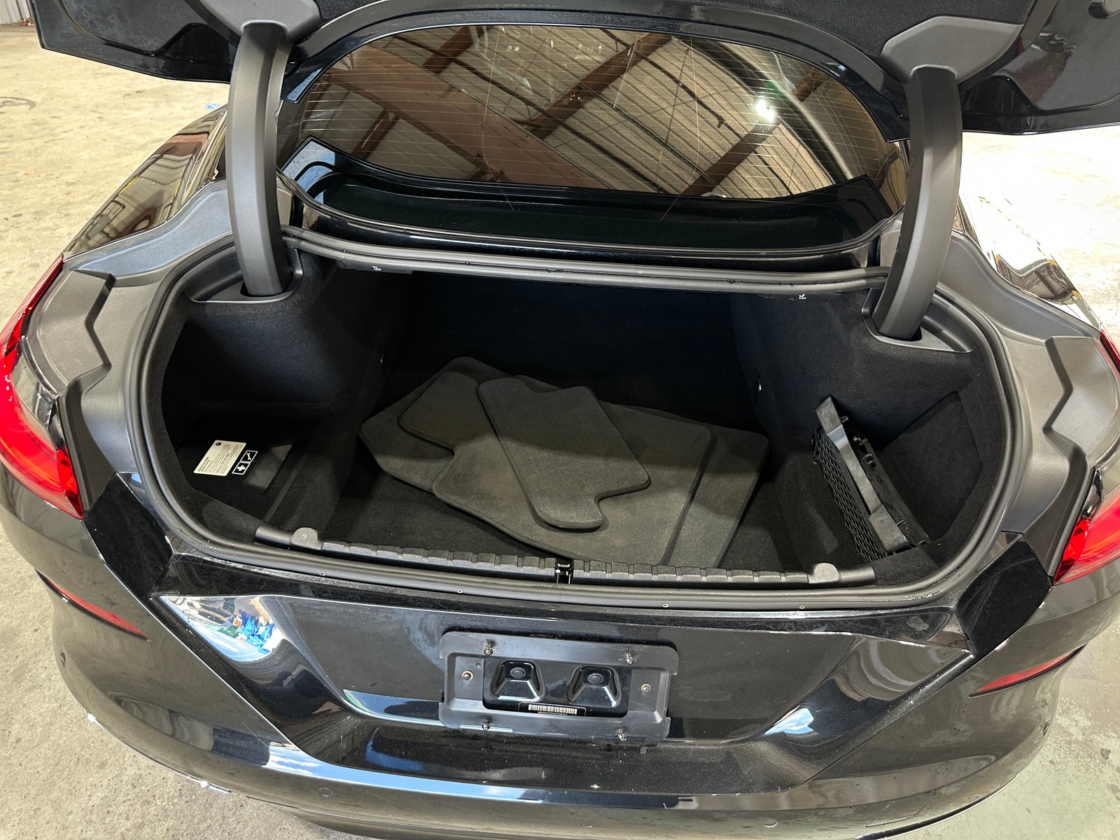 Thumbnail: 2021 BMW 8 Series - 4
