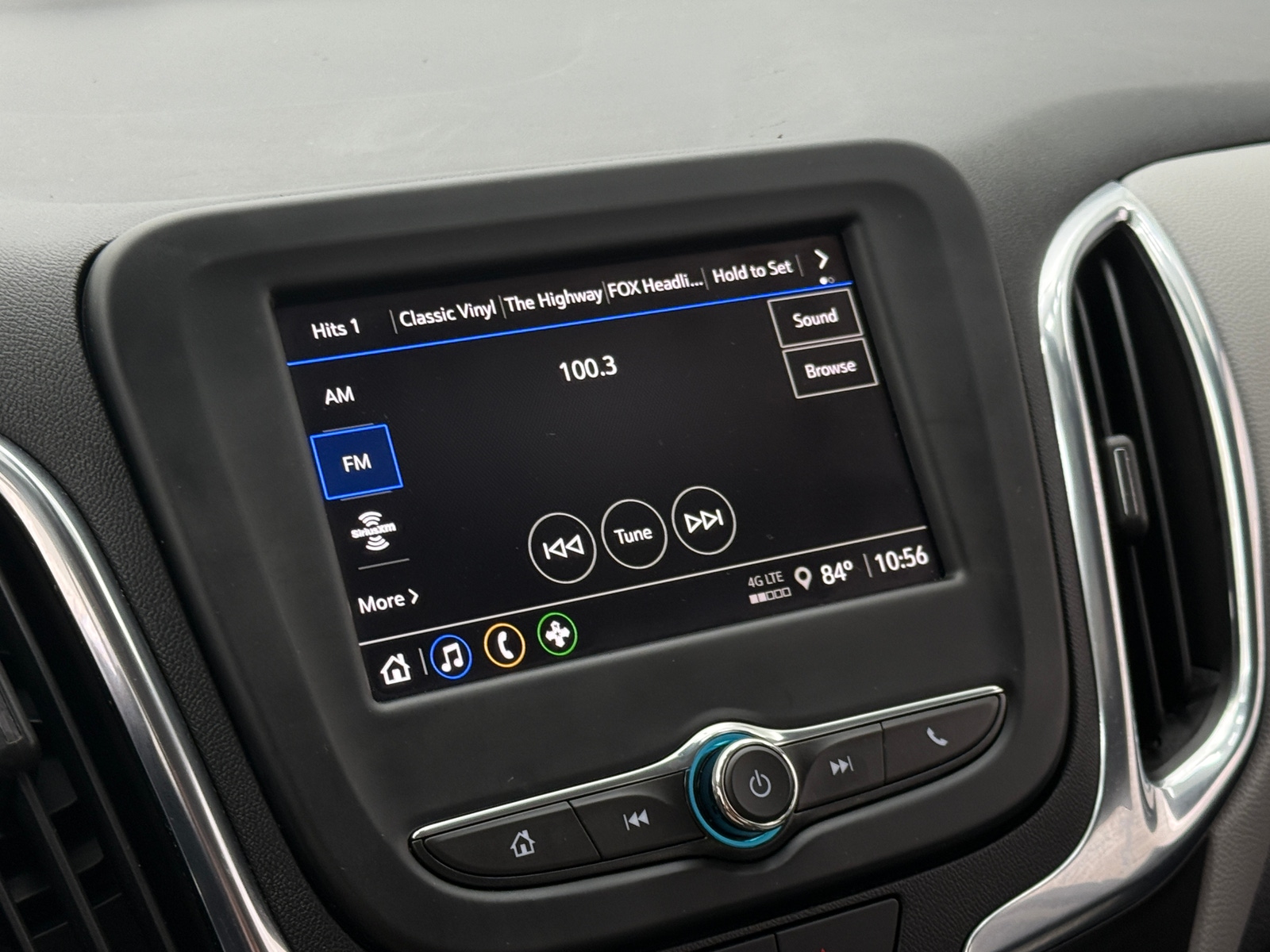 Thumbnail: 2023 Chevrolet Equinox - 4