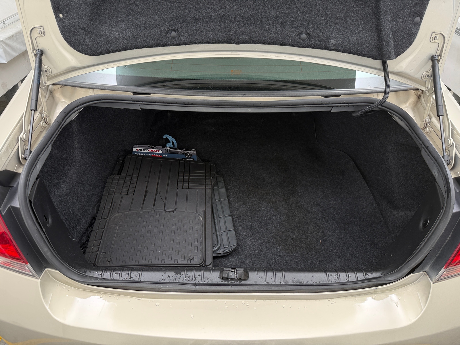 Thumbnail: 2012 Chevrolet Impala - 6