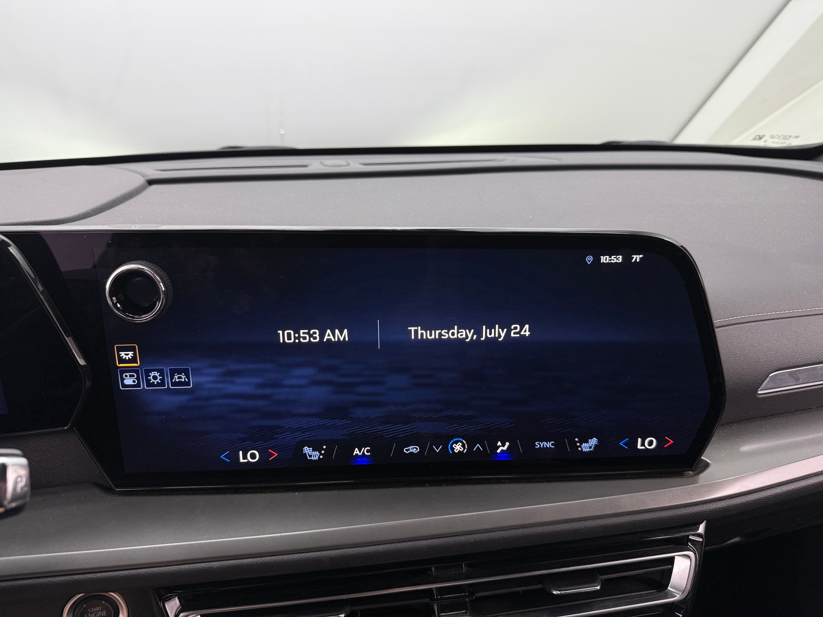 Thumbnail: 2024 Chevrolet Traverse - 4