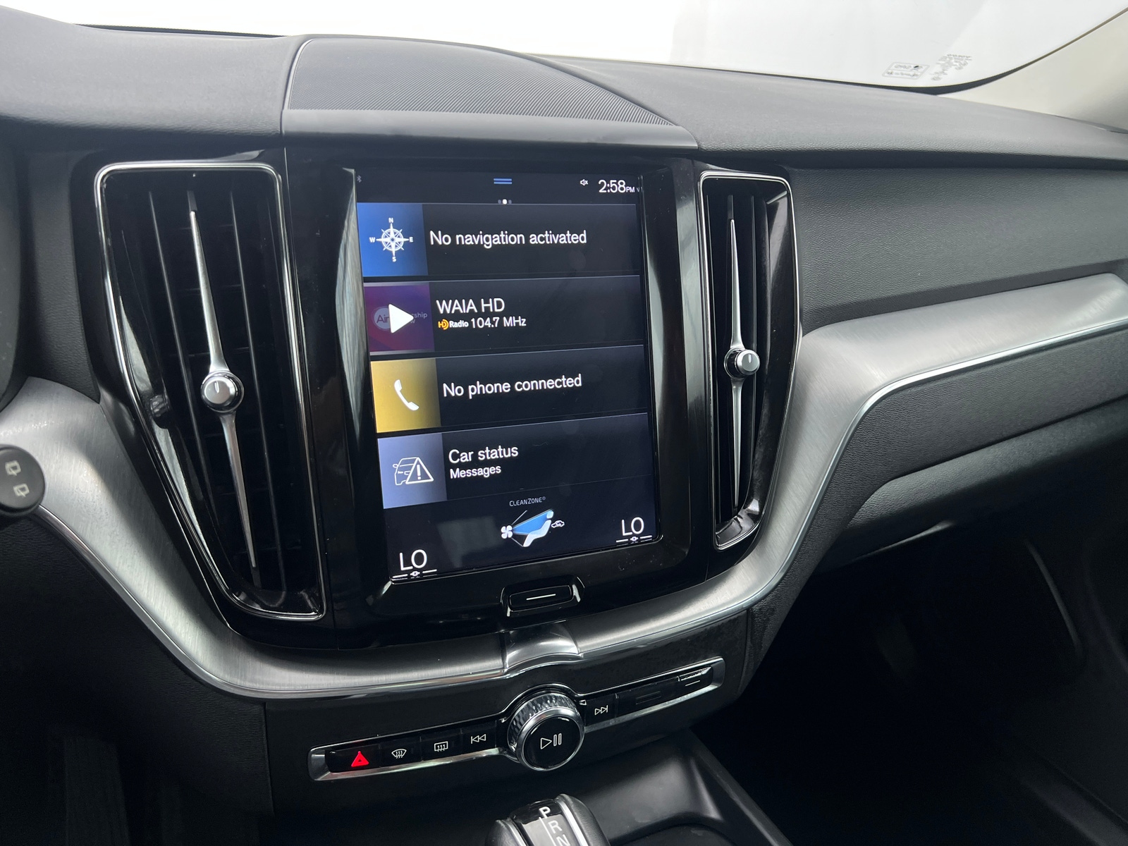 Thumbnail: 2019 Volvo XC60 - 4