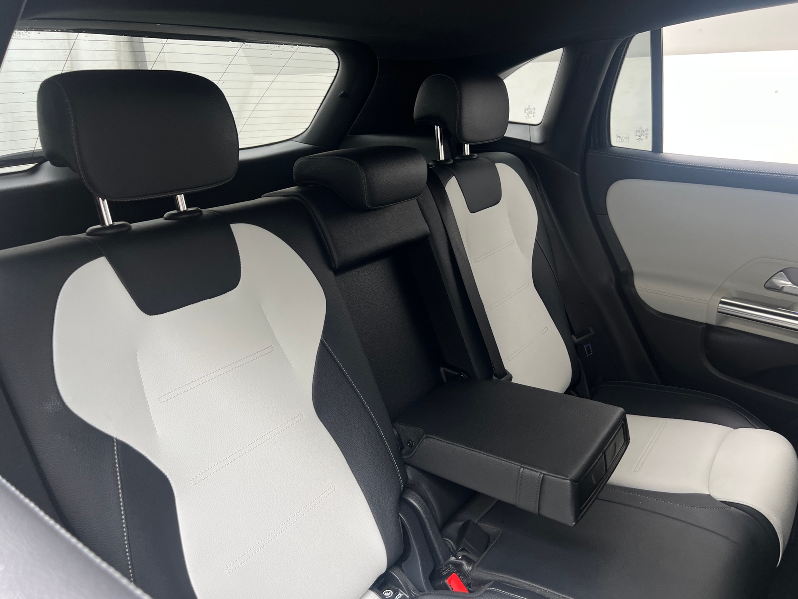 Thumbnail: 2022 Mercedes-Benz GLA - 5