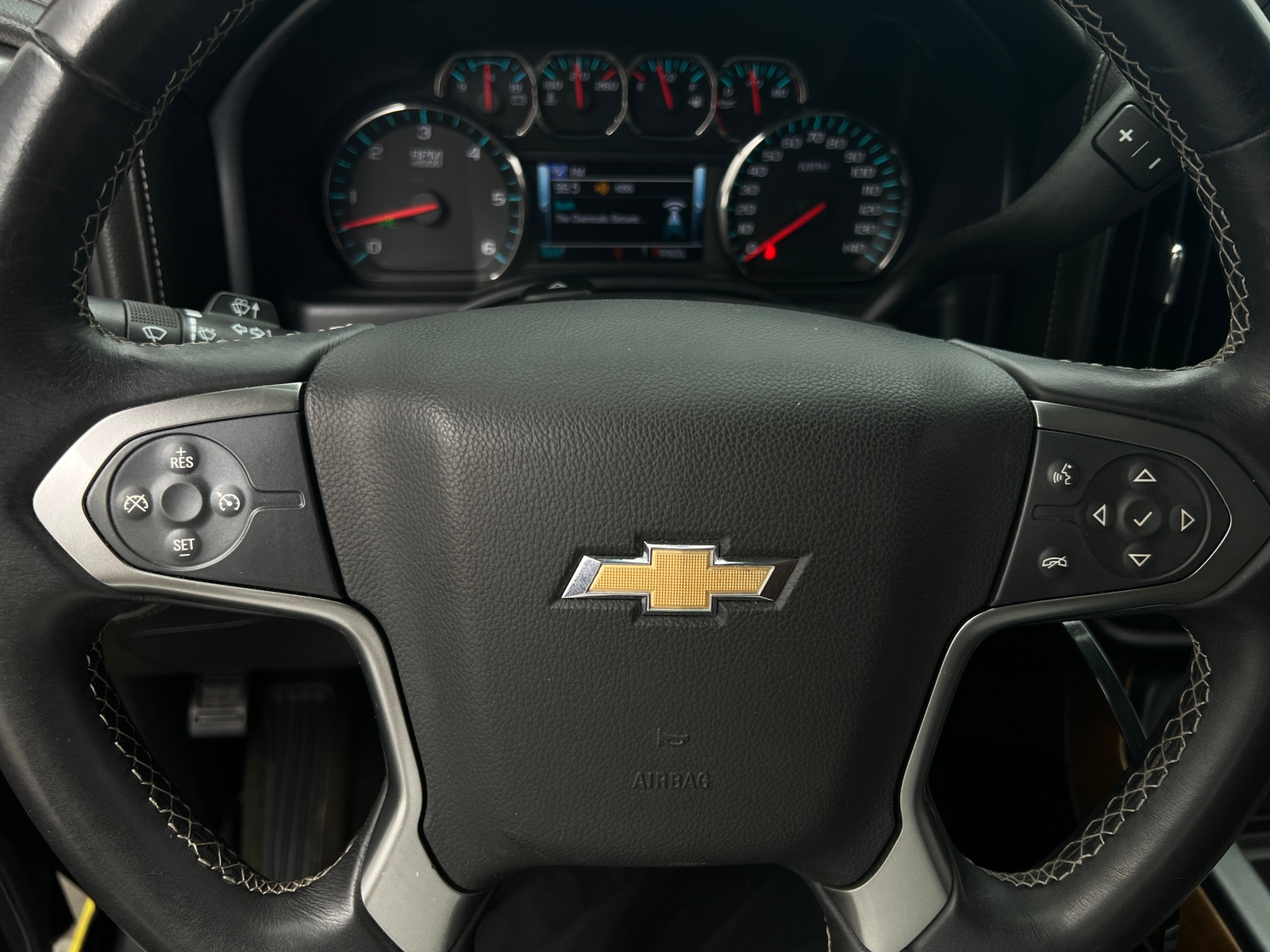 Thumbnail: 2017 Chevrolet Silverado 1500 - 4