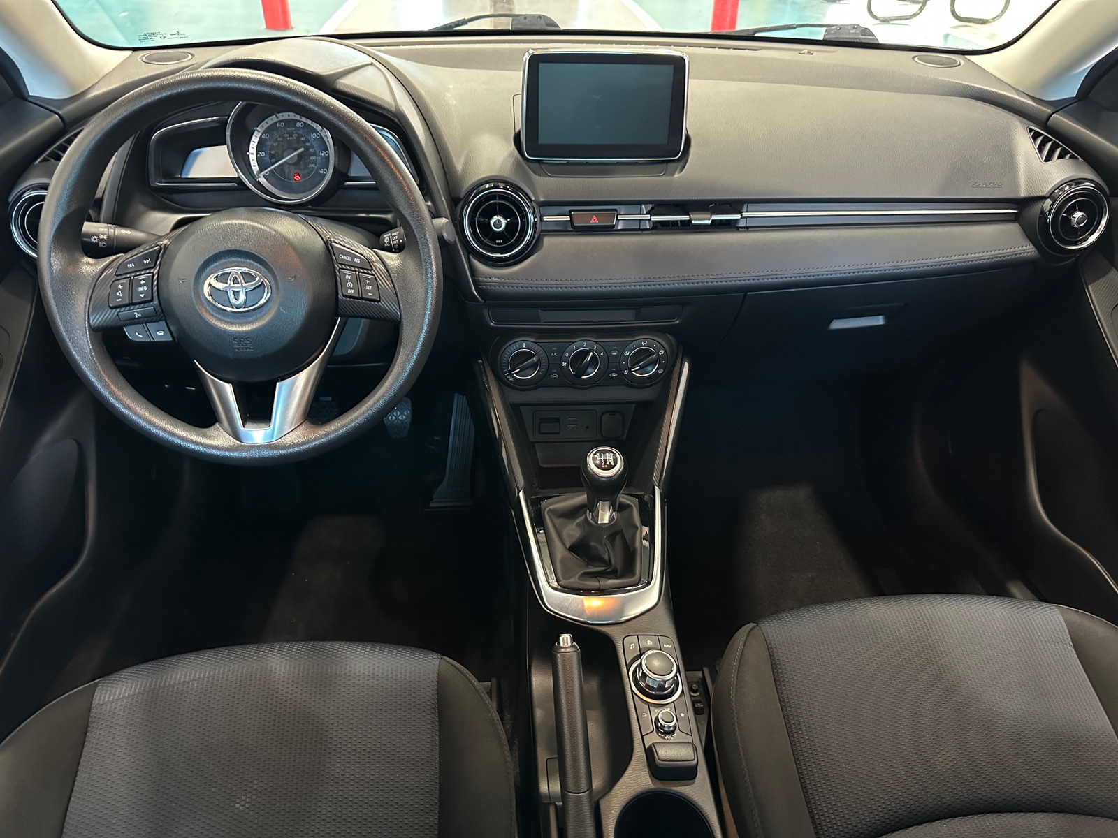 Thumbnail: 2017 Toyota Yaris iA - 3
