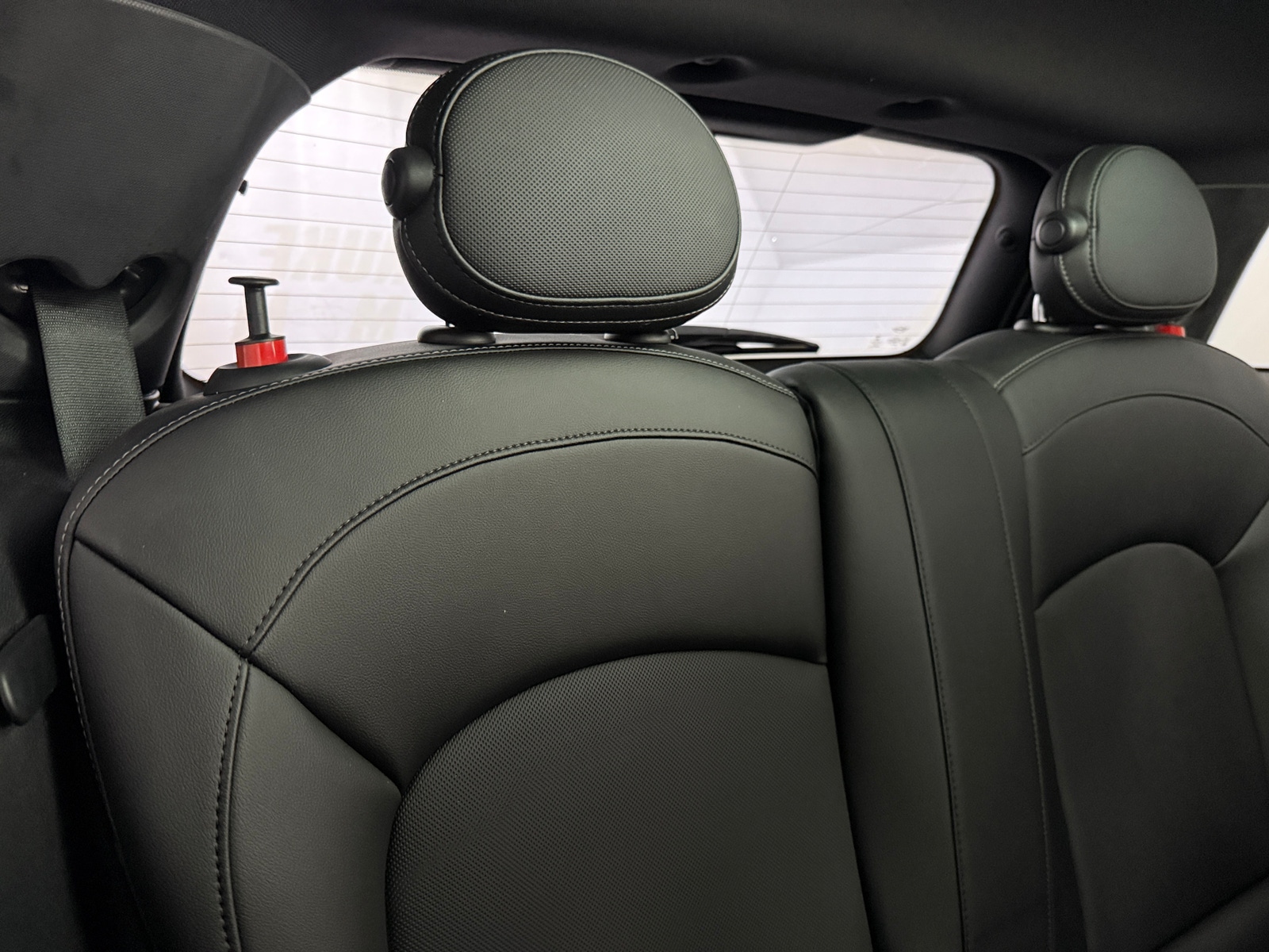 Thumbnail: 2019 MINI Cooper Hardtop - 5