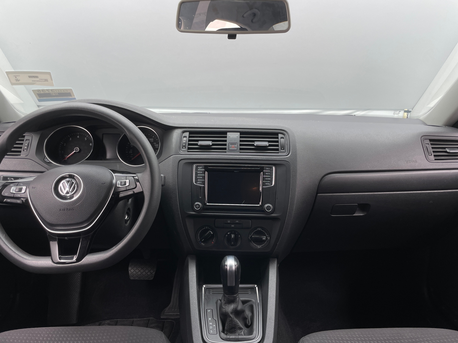 Thumbnail: 2016 Volkswagen Jetta - 3