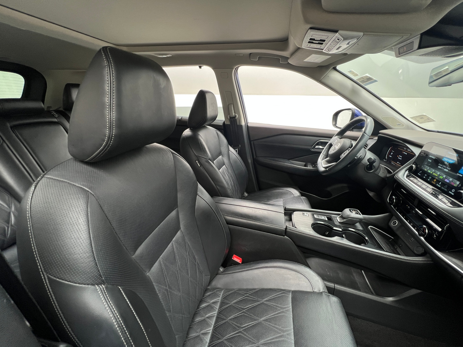 Thumbnail: 2022 Nissan Rogue - 2