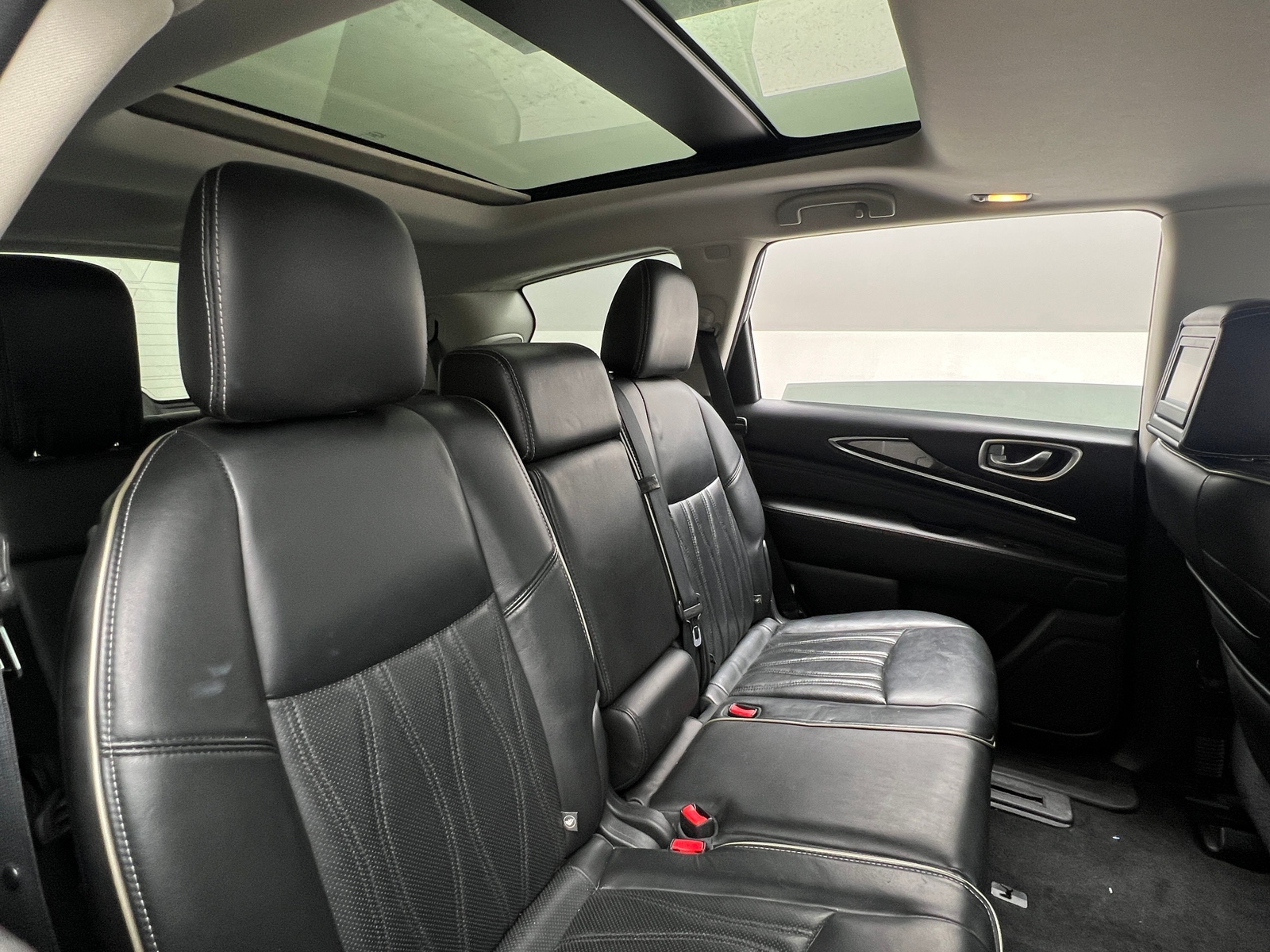 Thumbnail: 2016 INFINITI QX60 - 5
