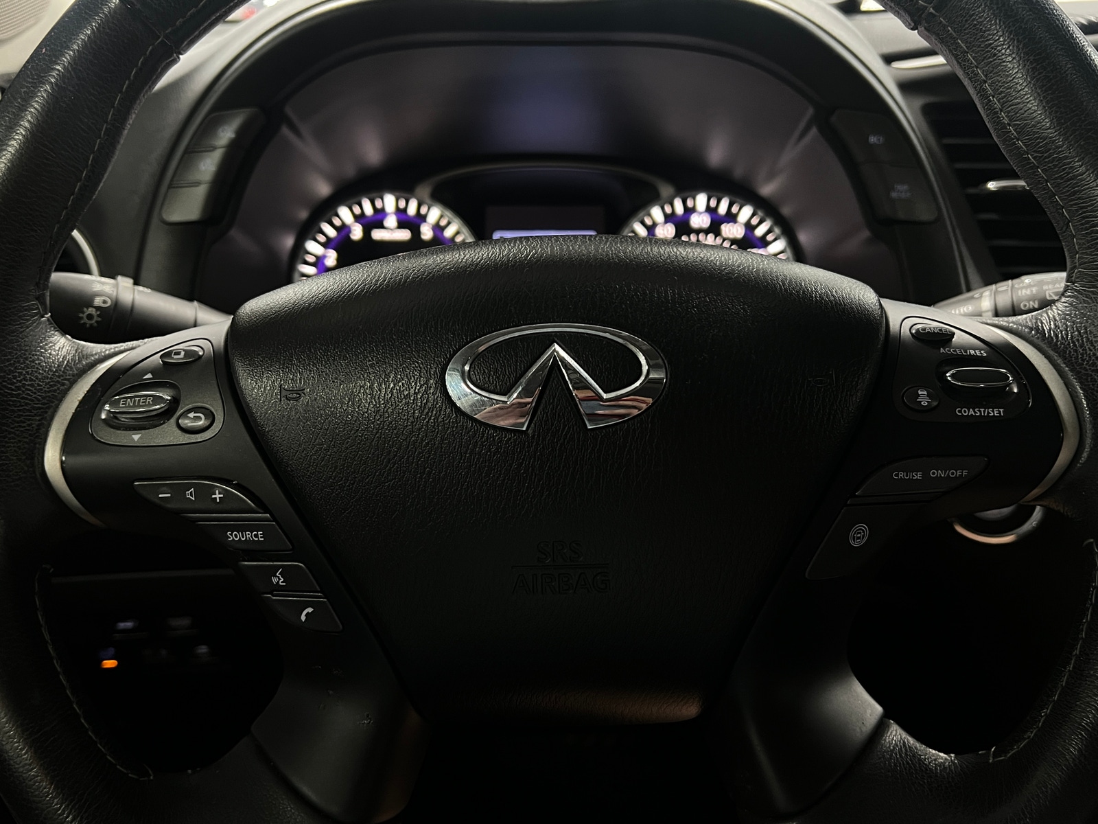 Thumbnail: 2016 INFINITI QX60 - 4