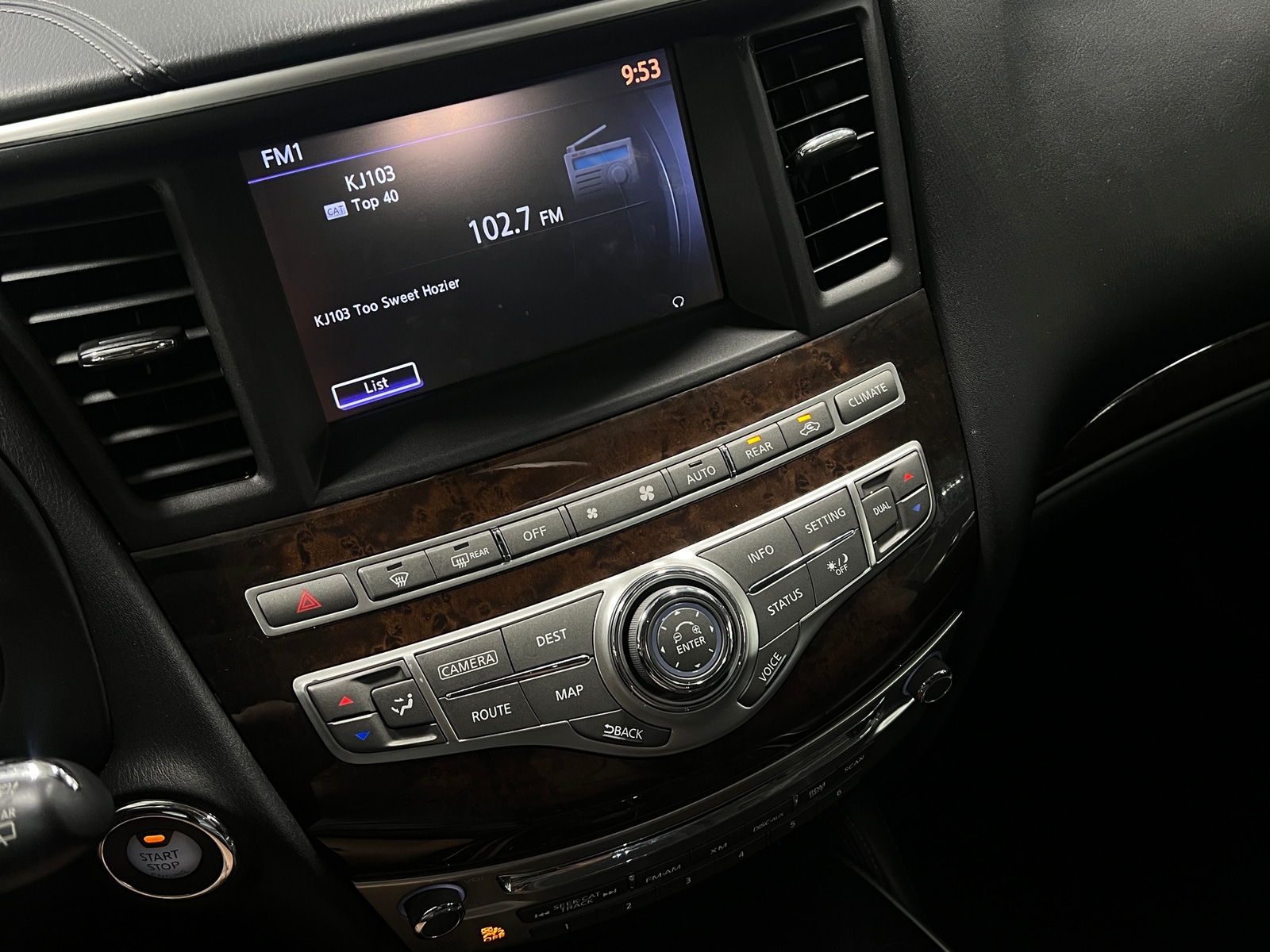 Thumbnail: 2016 INFINITI QX60 - 3