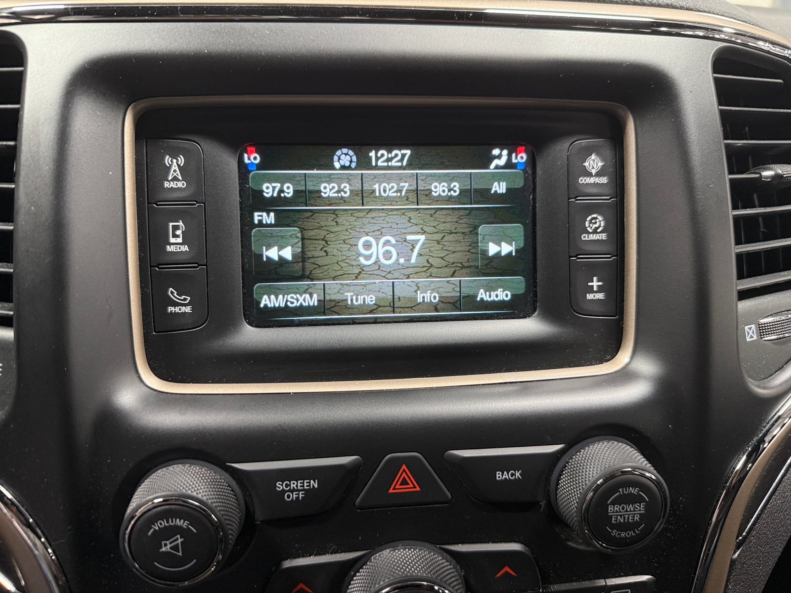 Thumbnail: 2015 Jeep Grand Cherokee - 3